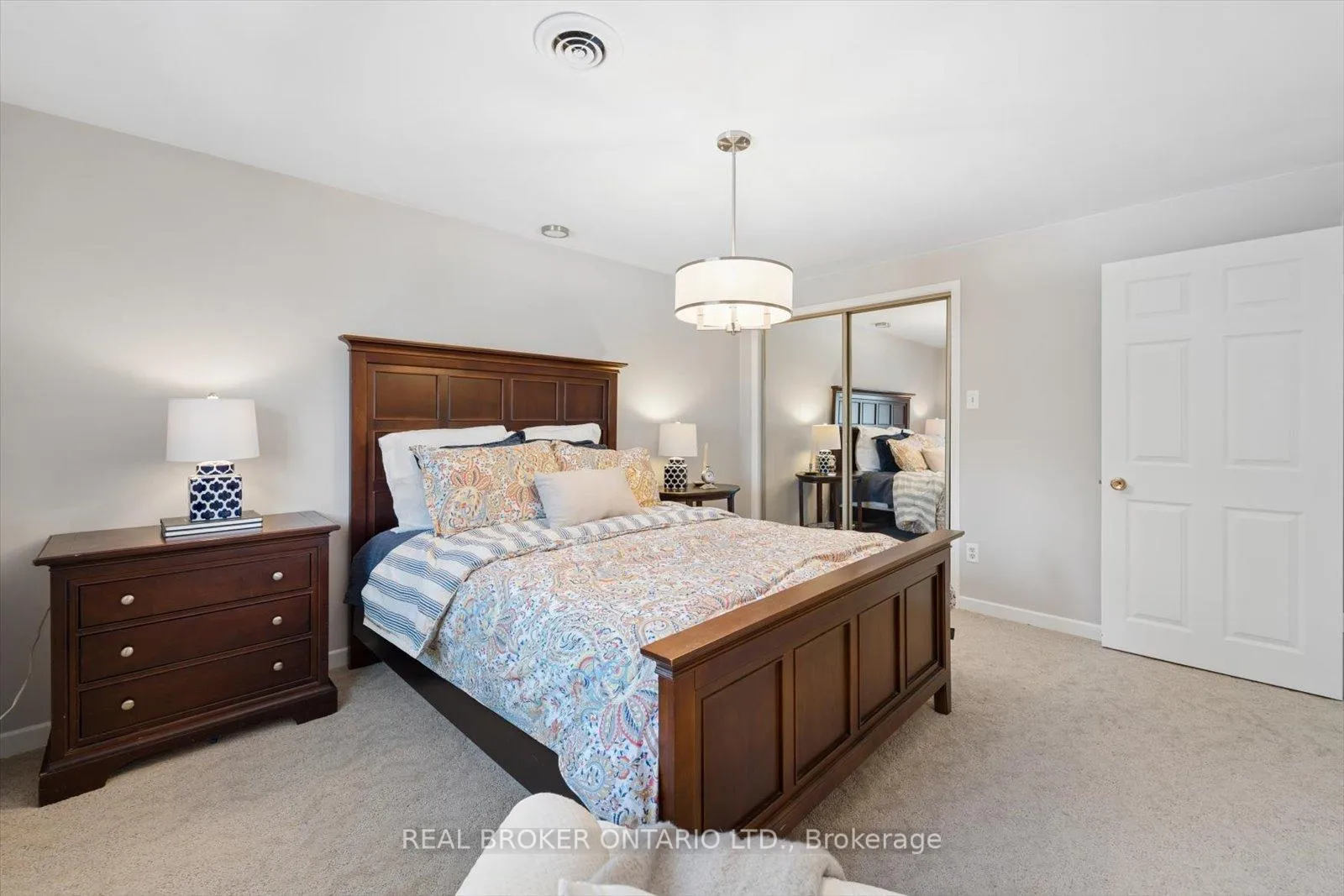 Photo 33 of 1449 Champlain Drive, Peterborough, Northcrest Ward 5 — HOMEH