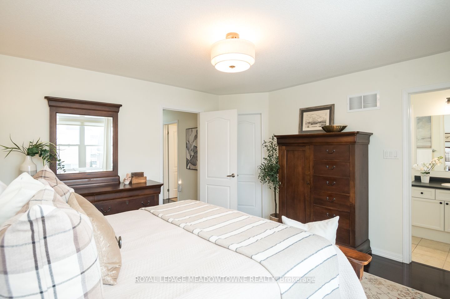 Photo 68 of 671 Holly Avenue, Milton, Coates — HOMEH
