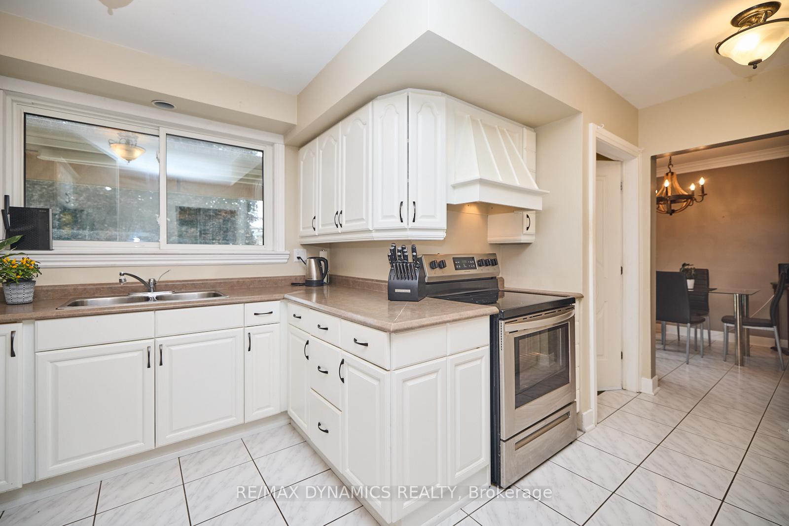 Photo 8 of 190 Price Avenue, Welland, Prince Charles — HOMEH