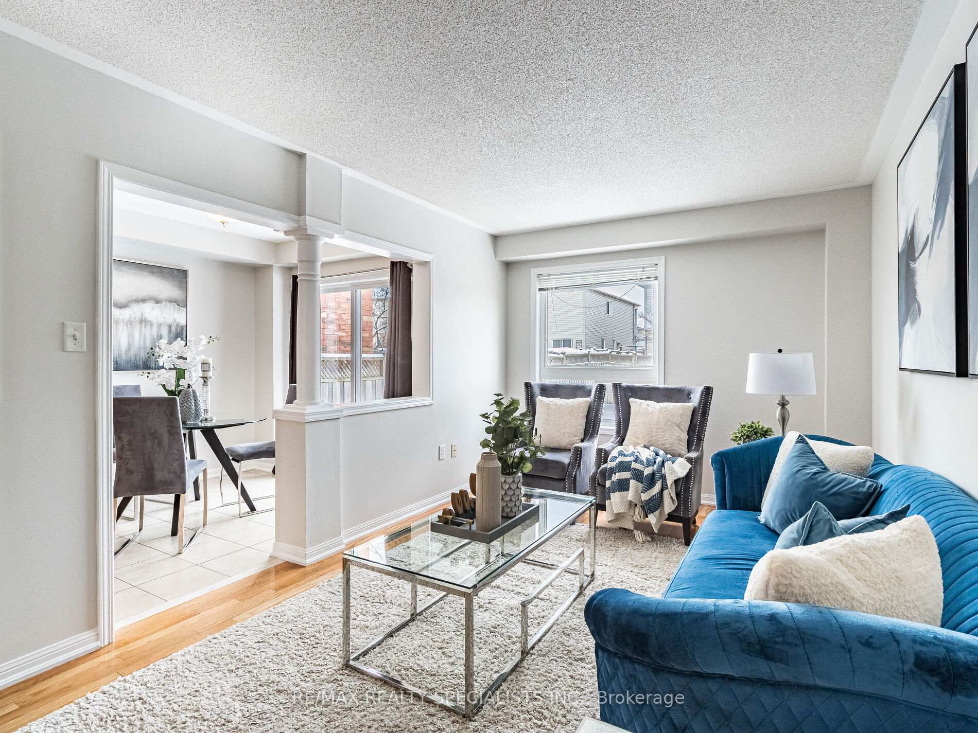 Photo 5 of 4 Longueuil Place, Whitby, Pringle Creek — HOMEH