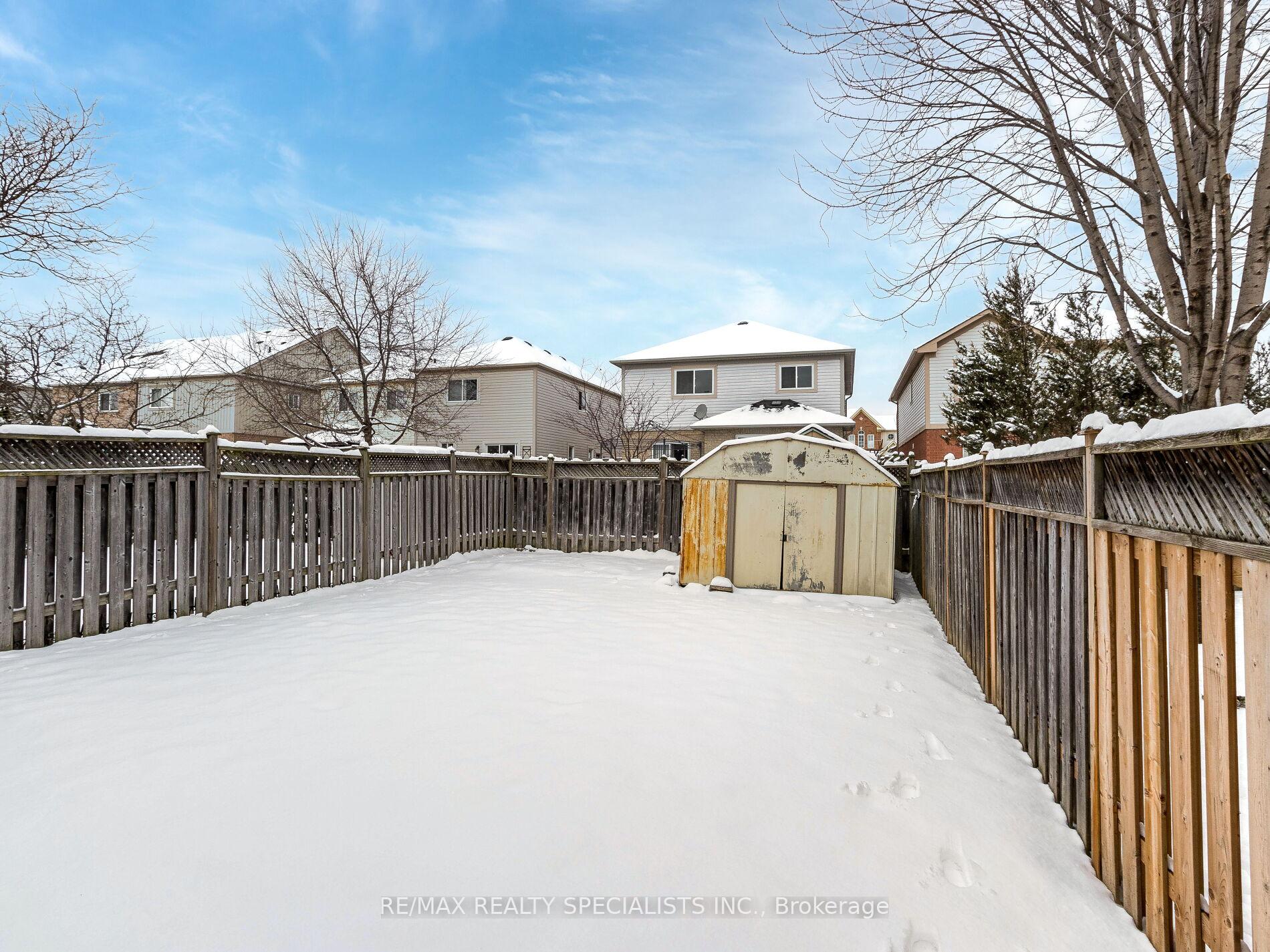 Photo 29 of 4 Longueuil Place, Whitby, Pringle Creek — HOMEH