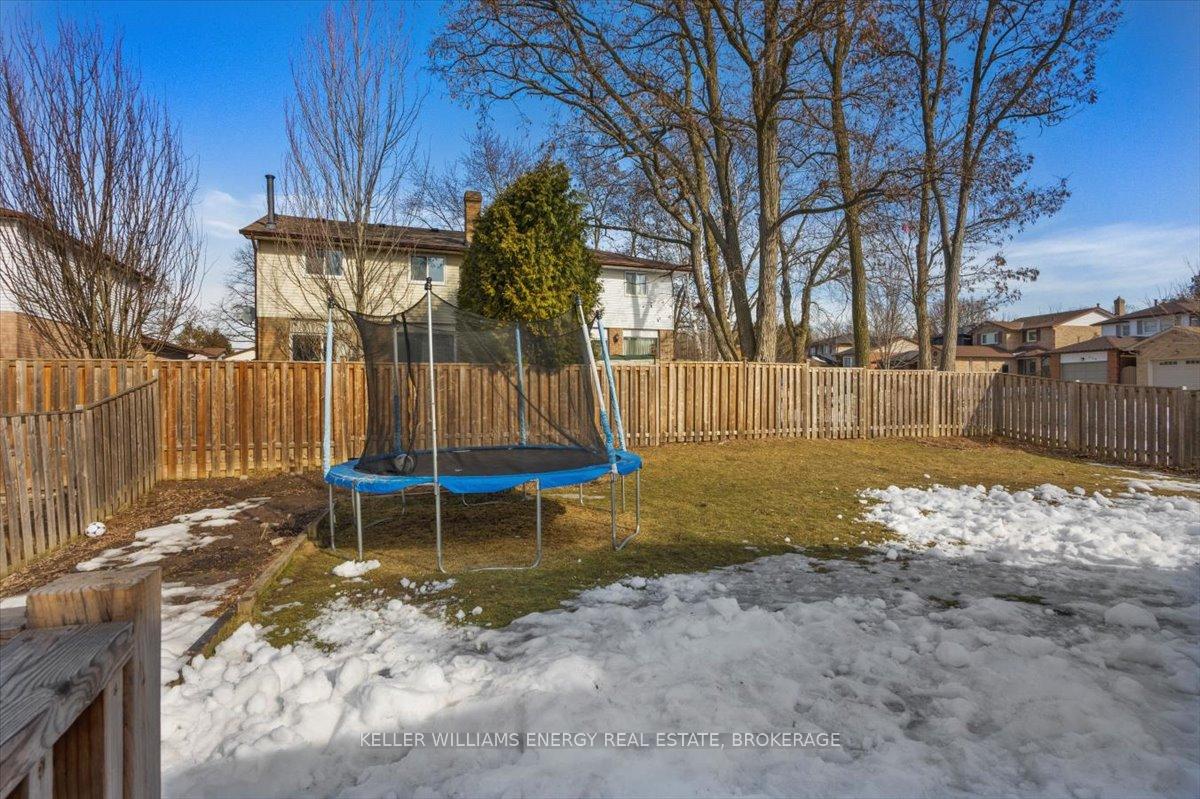 Photo 31 of 351 Dickens Drive, Oshawa, Eastdale — HOMEH