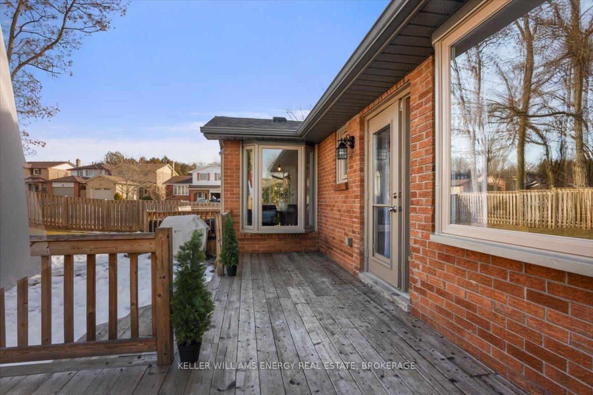 Photo 36 of 351 Dickens Drive, Oshawa, Eastdale — HOMEH