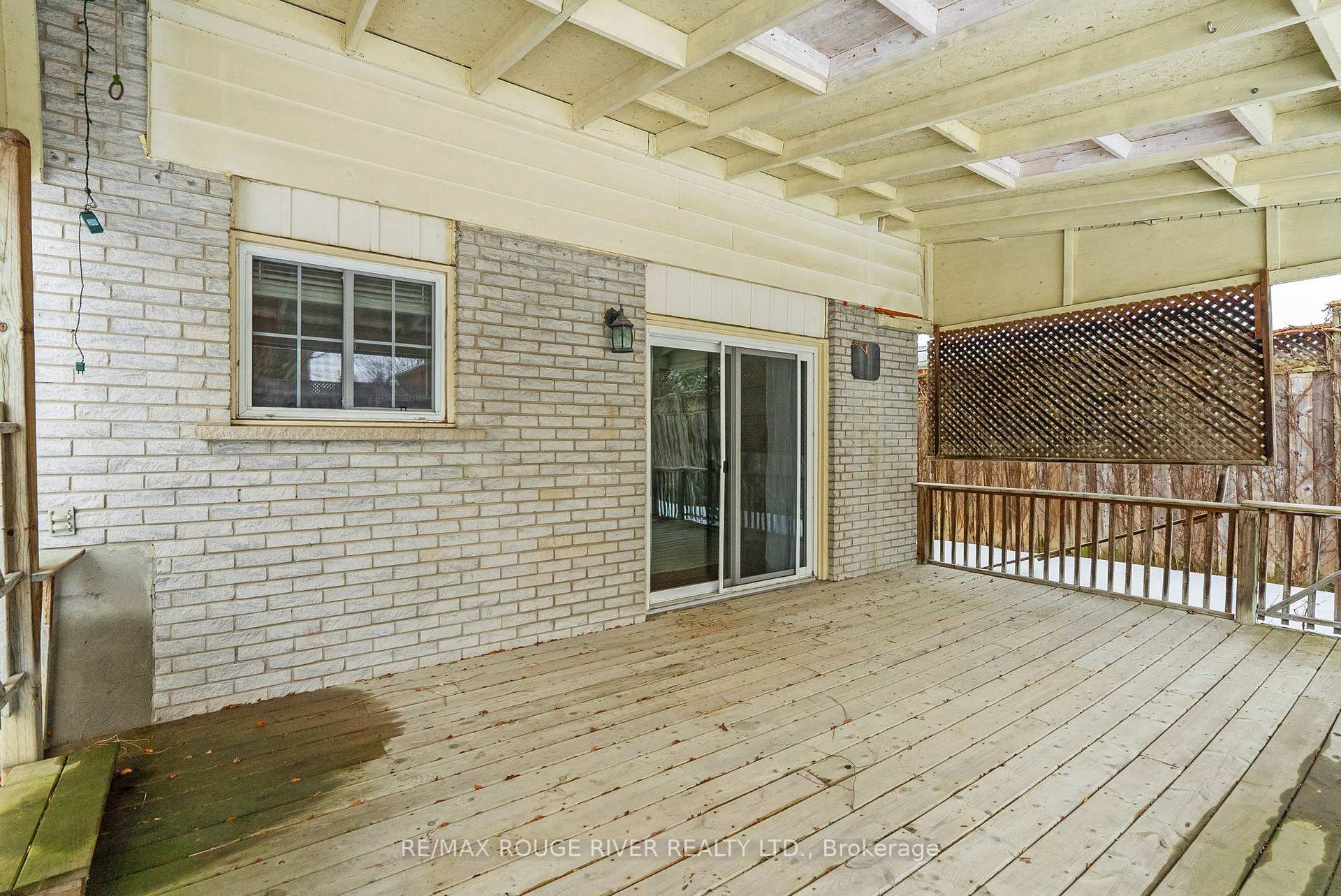 Photo 39 of 917 Carnaby Crescent, Oshawa, Centennial — HOMEH