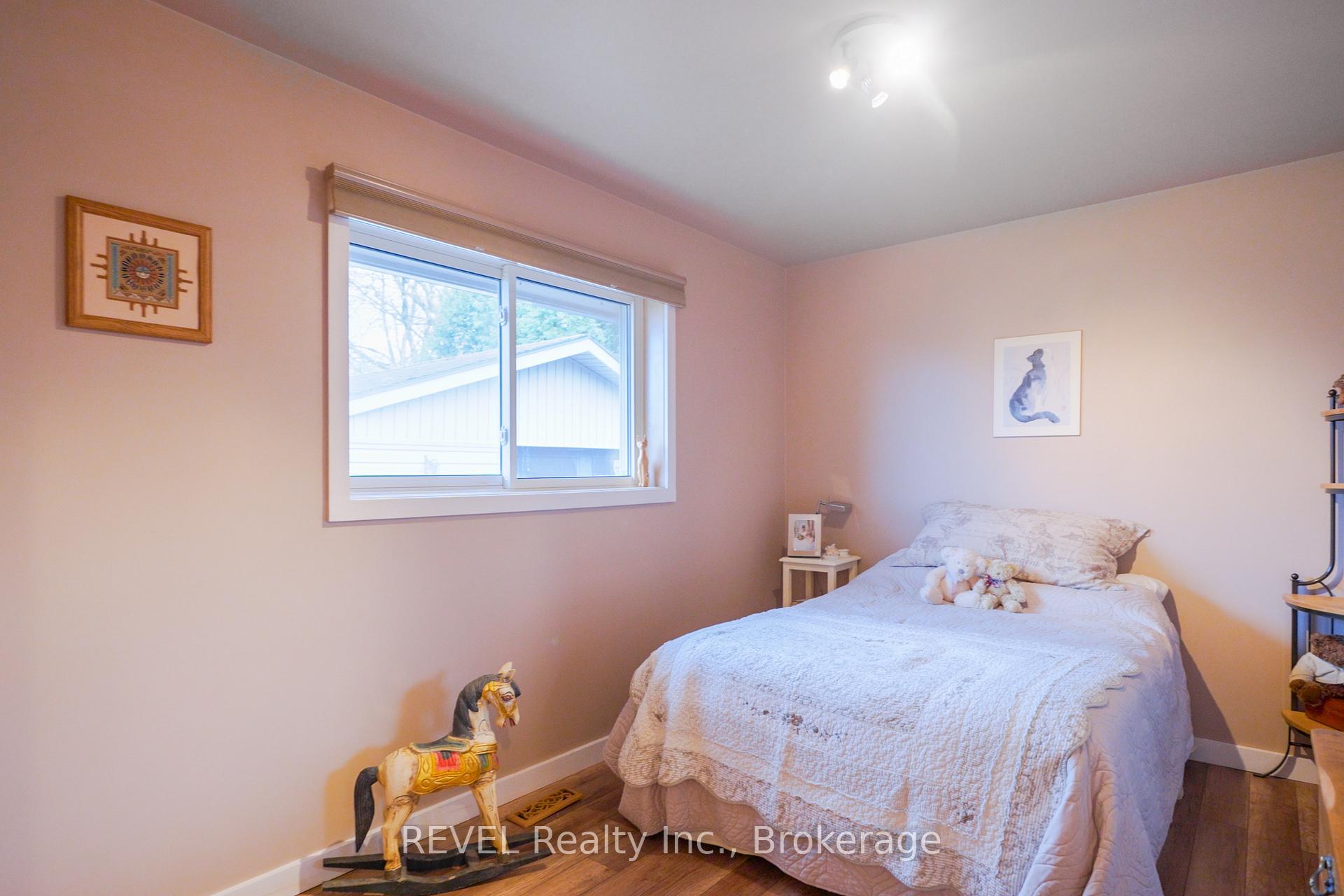 Photo 16 of 514 Lloyd Avenue, Welland, Prince Charles — HOMEH