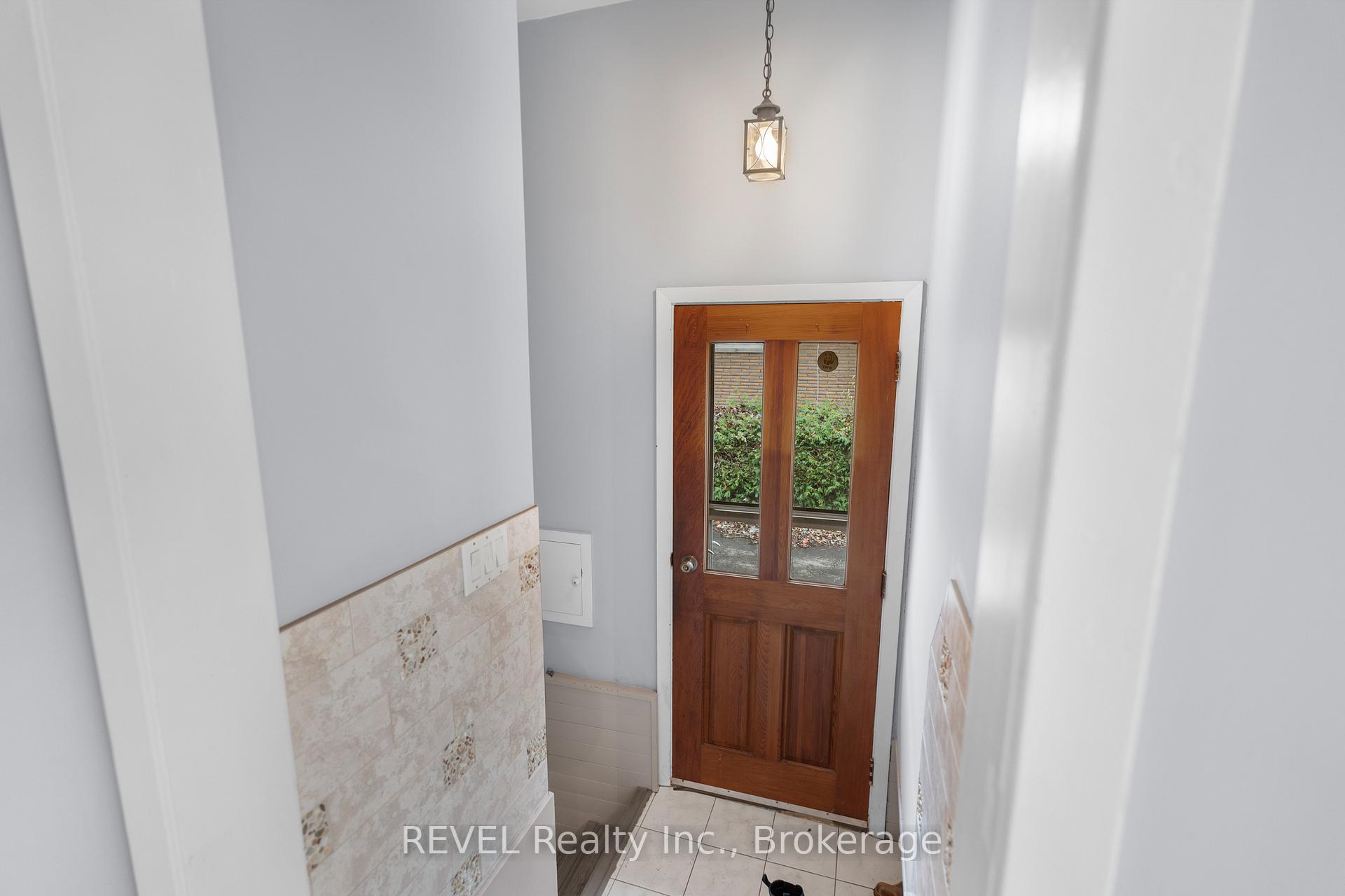 Photo 19 of 514 Lloyd Avenue, Welland, Prince Charles — HOMEH