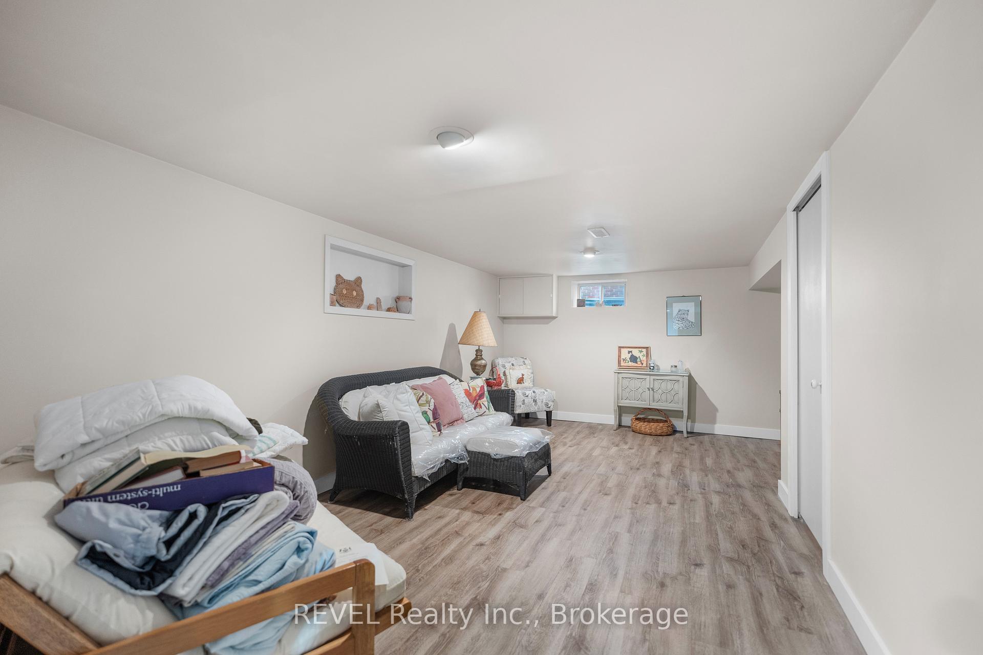 Photo 22 of 514 Lloyd Avenue, Welland, Prince Charles — HOMEH