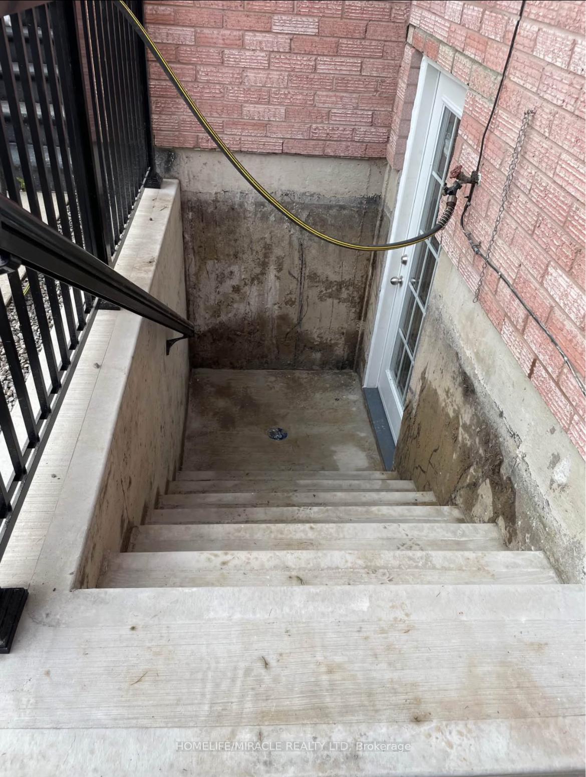 Photo 14 of 32 Harkins Drive, Ajax, Central West — HOMEH