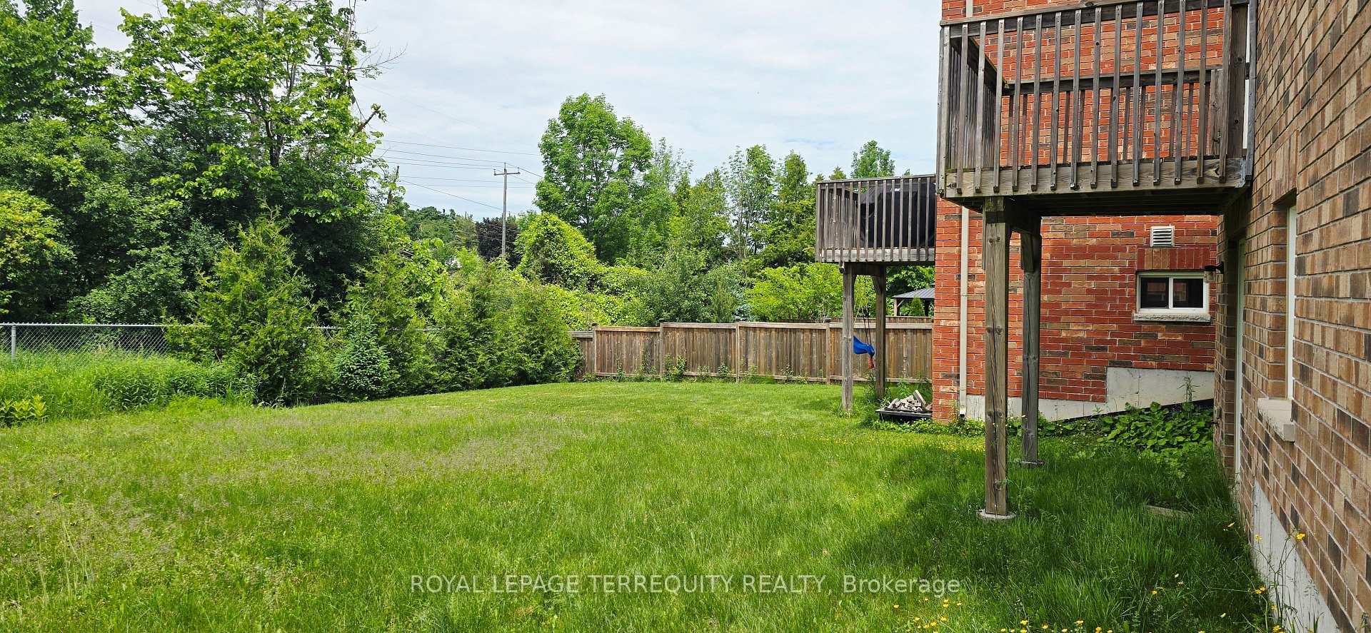 Photo 10 of 596 Settlers Ridge, Peterborough, Northcrest Ward 5 — HOMEH