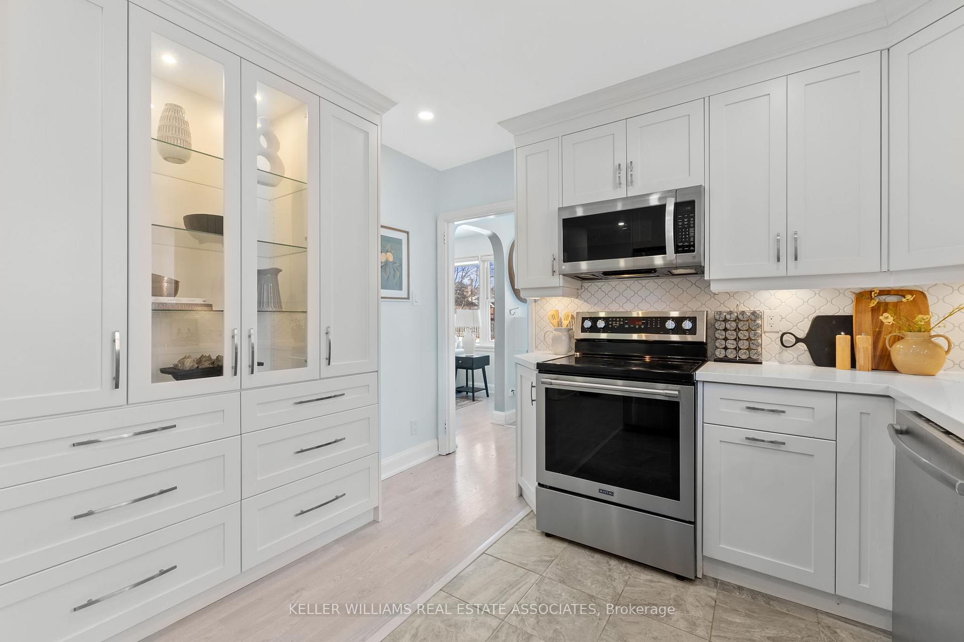 Photo 16 of 441 Beverly Street, Oshawa, O'Neill — HOMEH