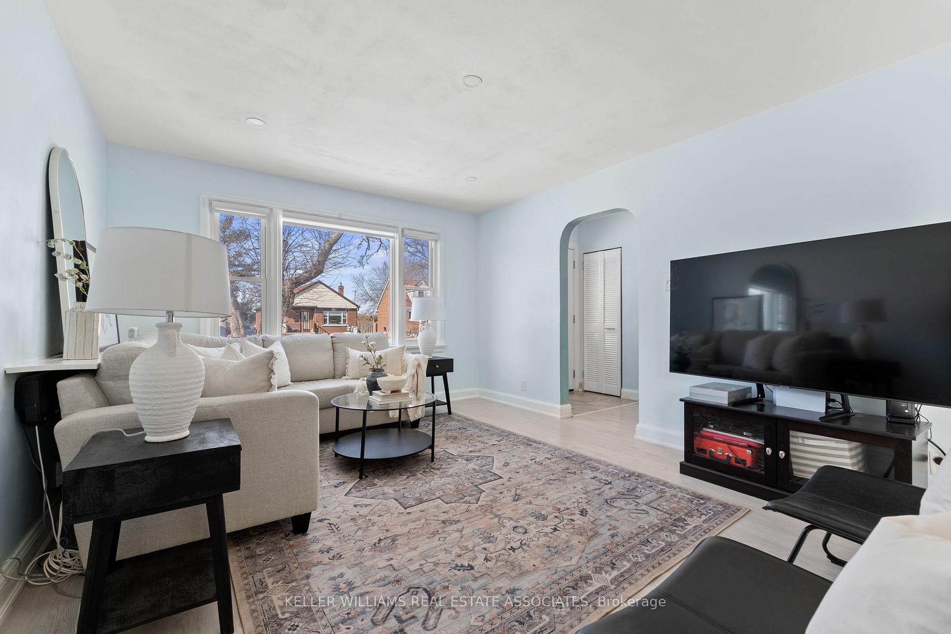 Photo 18 of 441 Beverly Street, Oshawa, O'Neill — HOMEH