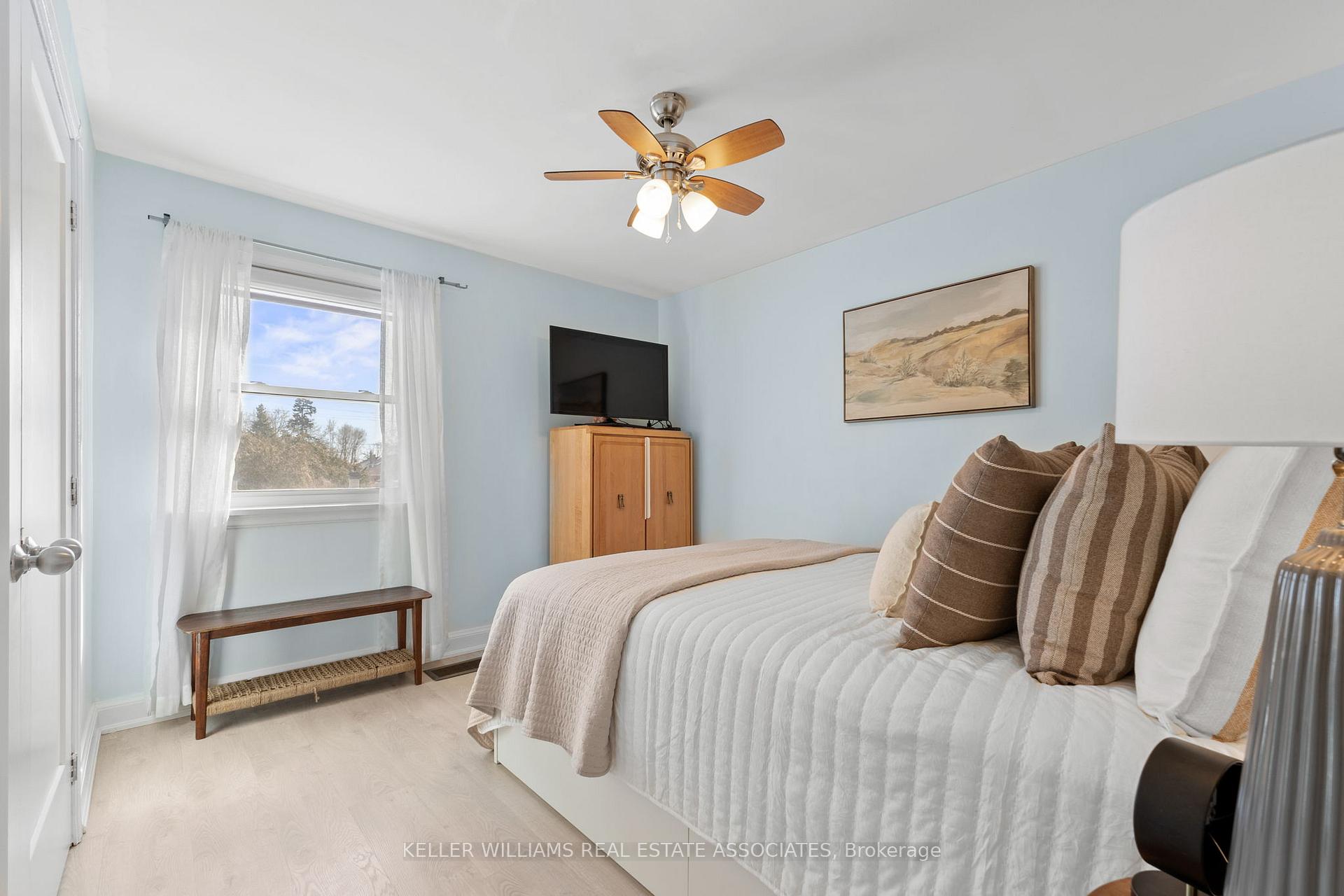 Photo 19 of 441 Beverly Street, Oshawa, O'Neill — HOMEH