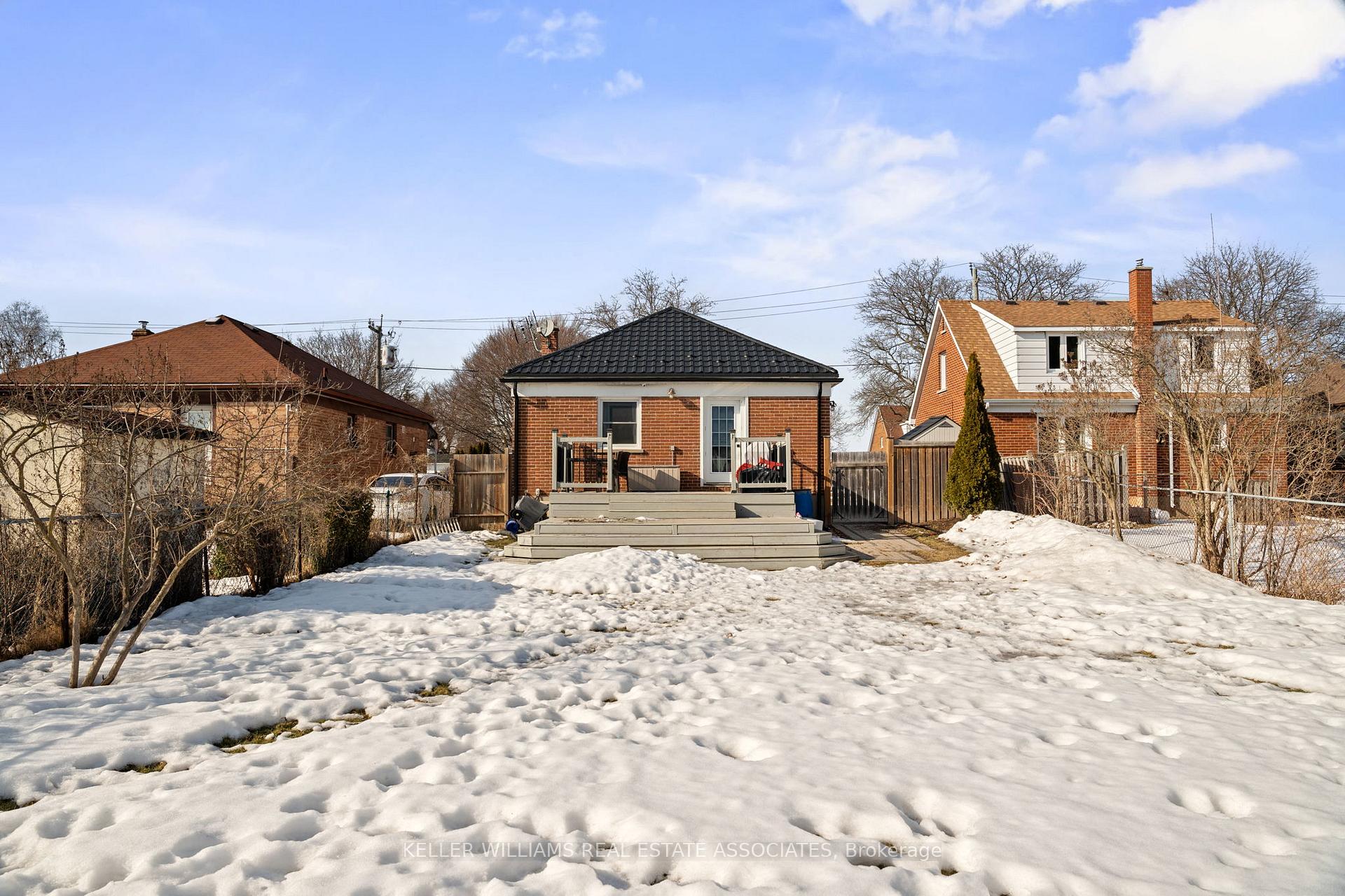 Photo 42 of 441 Beverly Street, Oshawa, O'Neill — HOMEH
