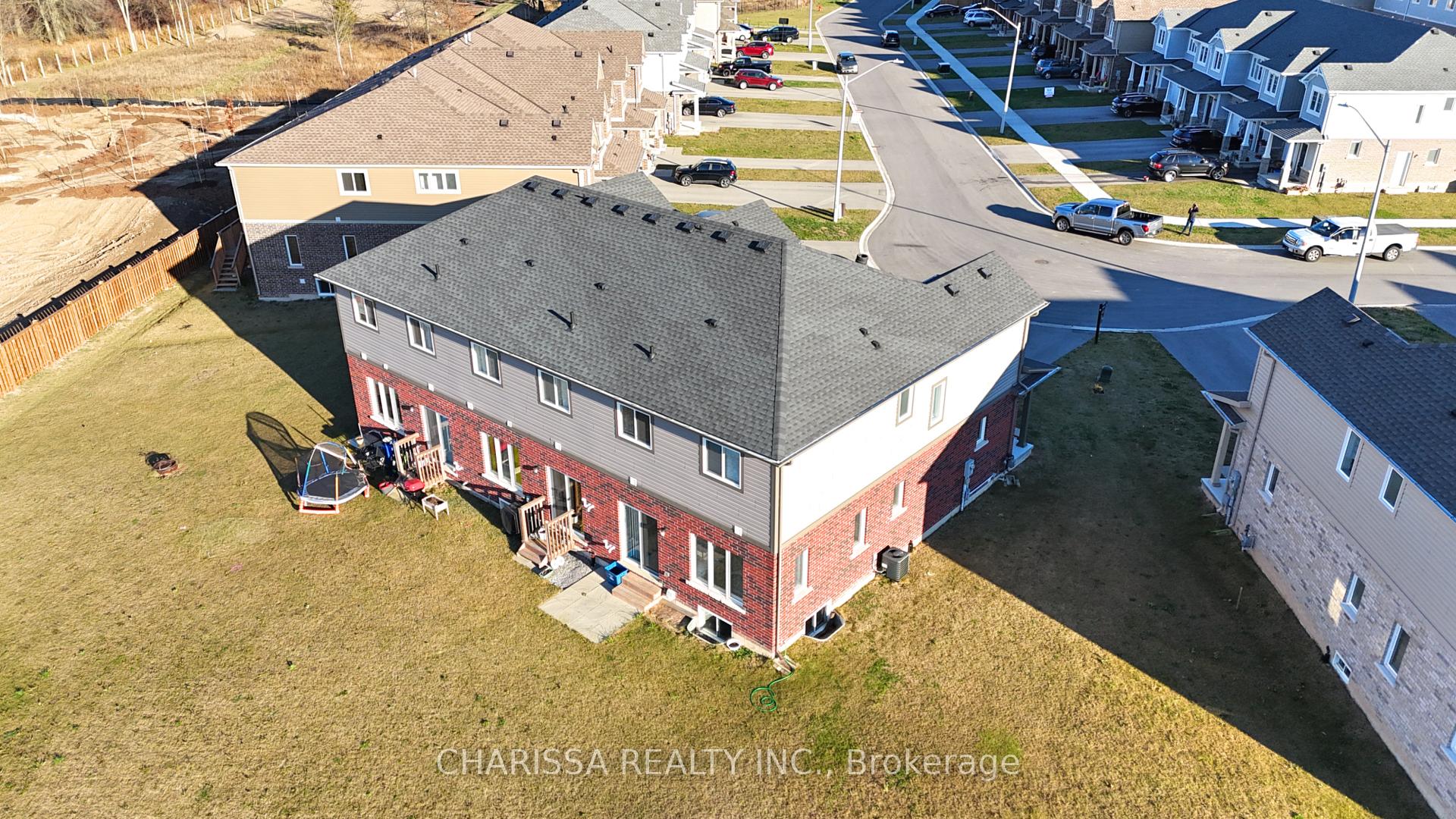 Photo 7 of 164 Sunflower Place, Welland, West Welland — HOMEH