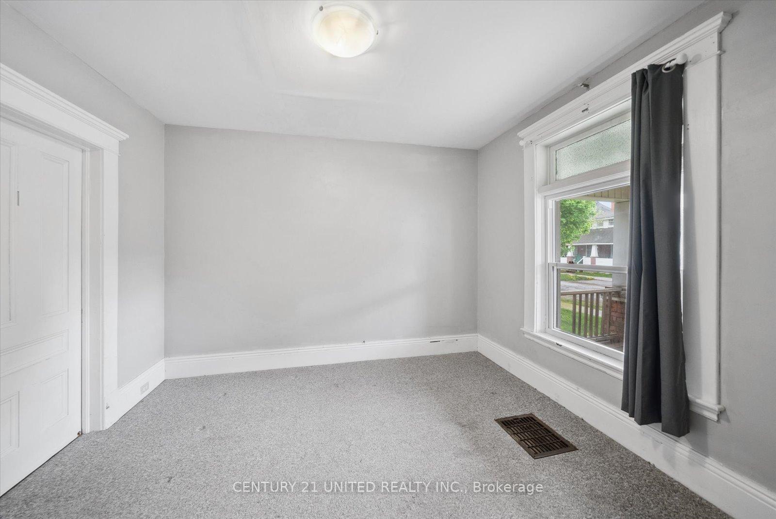 Photo 5 of 252 London Street, Peterborough, Town Ward 3 — HOMEH