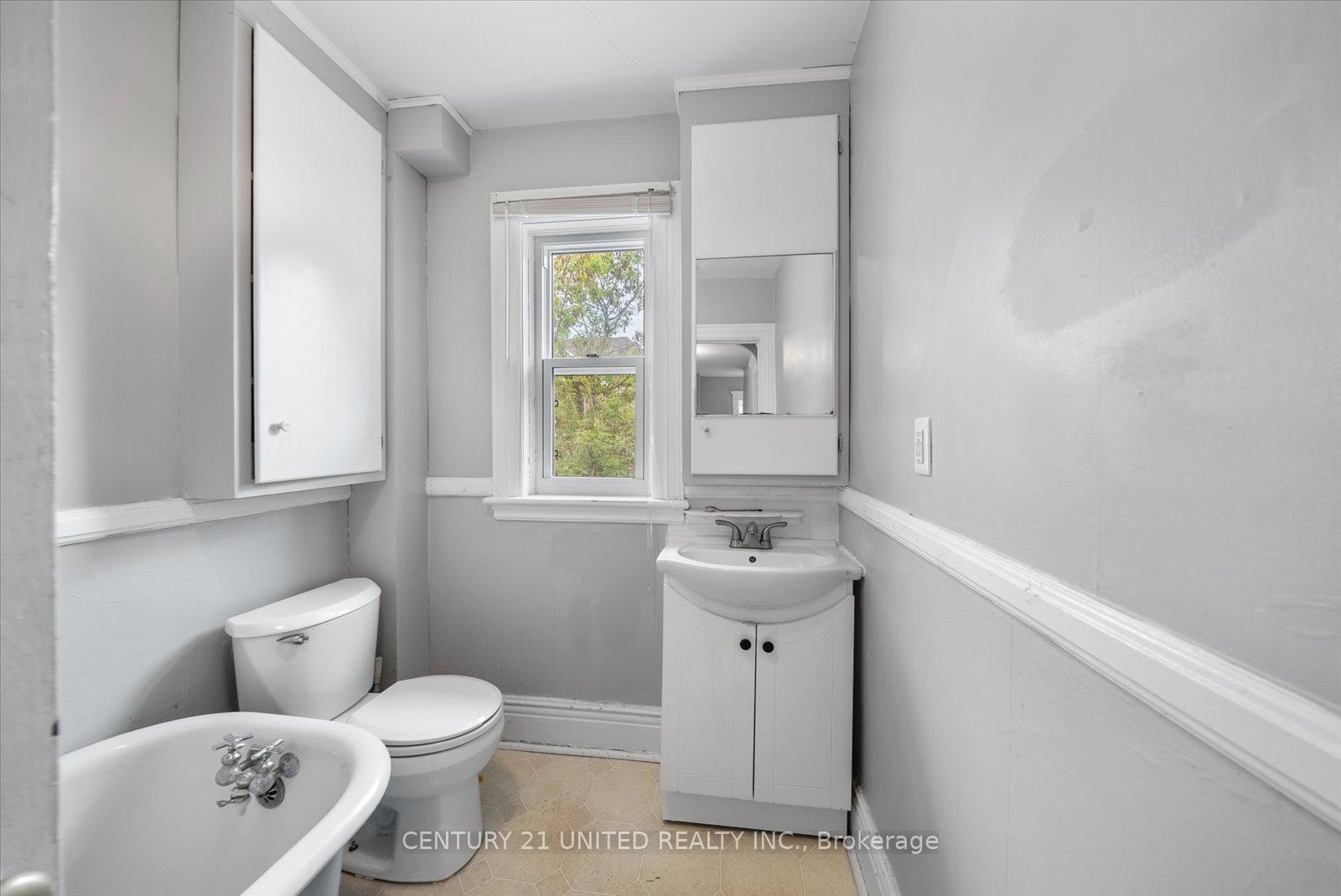 Photo 21 of 252 London Street, Peterborough, Town Ward 3 — HOMEH