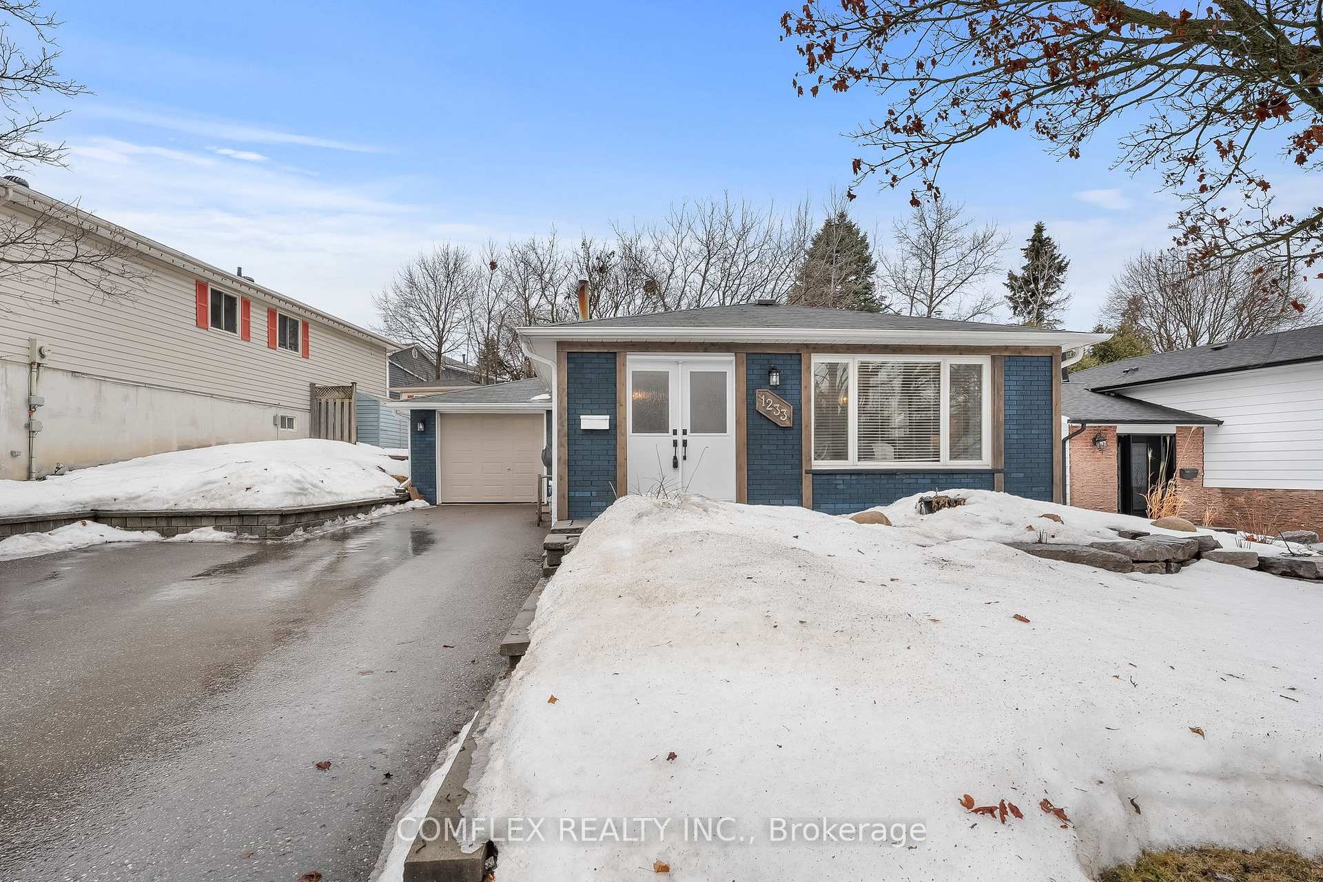 Photo 1 of 1233 Cherrydown Drive, Oshawa, Donevan — HOMEH