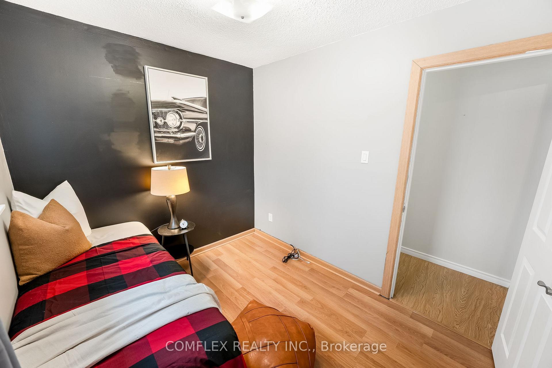 Photo 18 of 1233 Cherrydown Drive, Oshawa, Donevan — HOMEH