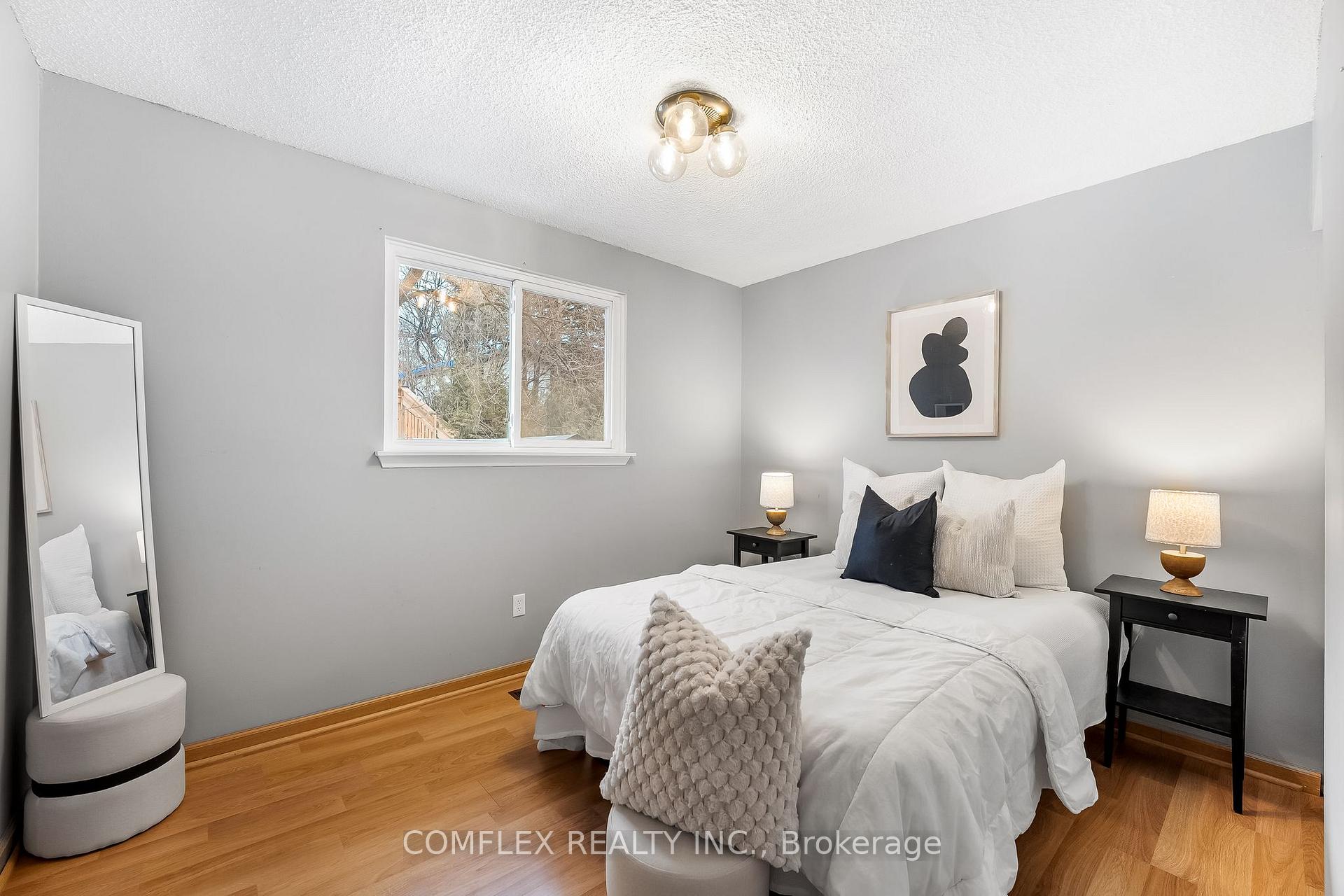 Photo 19 of 1233 Cherrydown Drive, Oshawa, Donevan — HOMEH