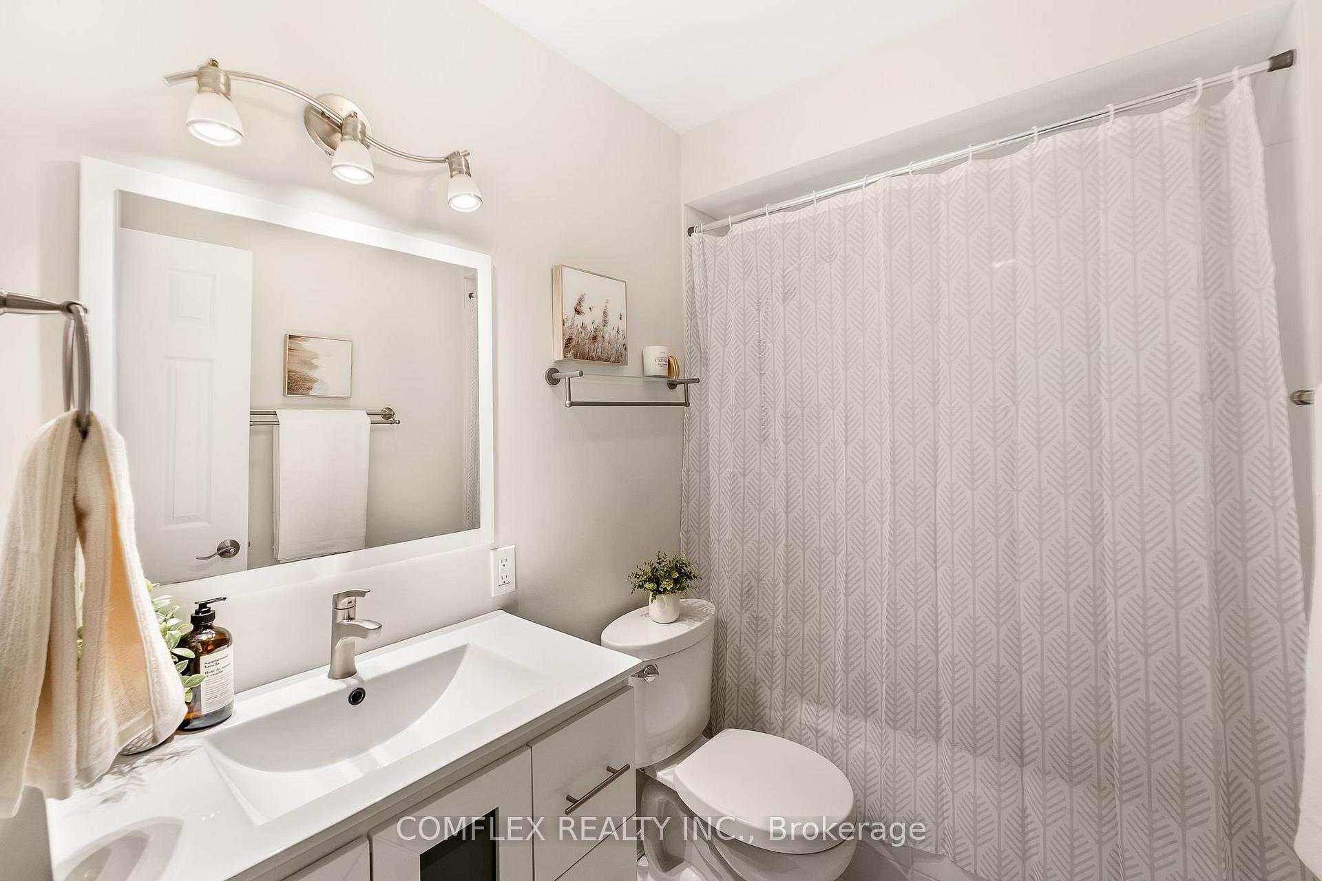 Photo 21 of 1233 Cherrydown Drive, Oshawa, Donevan — HOMEH