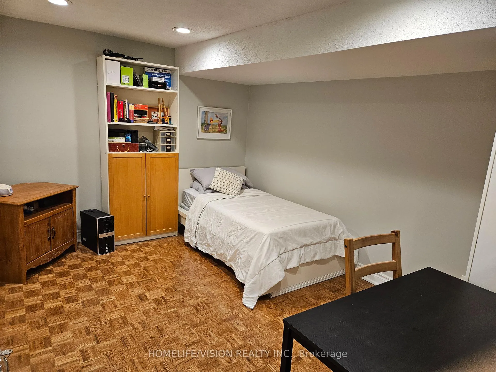 Photo 5 of Unit Basement unit, 23 Glendale Road, Markham, Thornlea — HOMEH