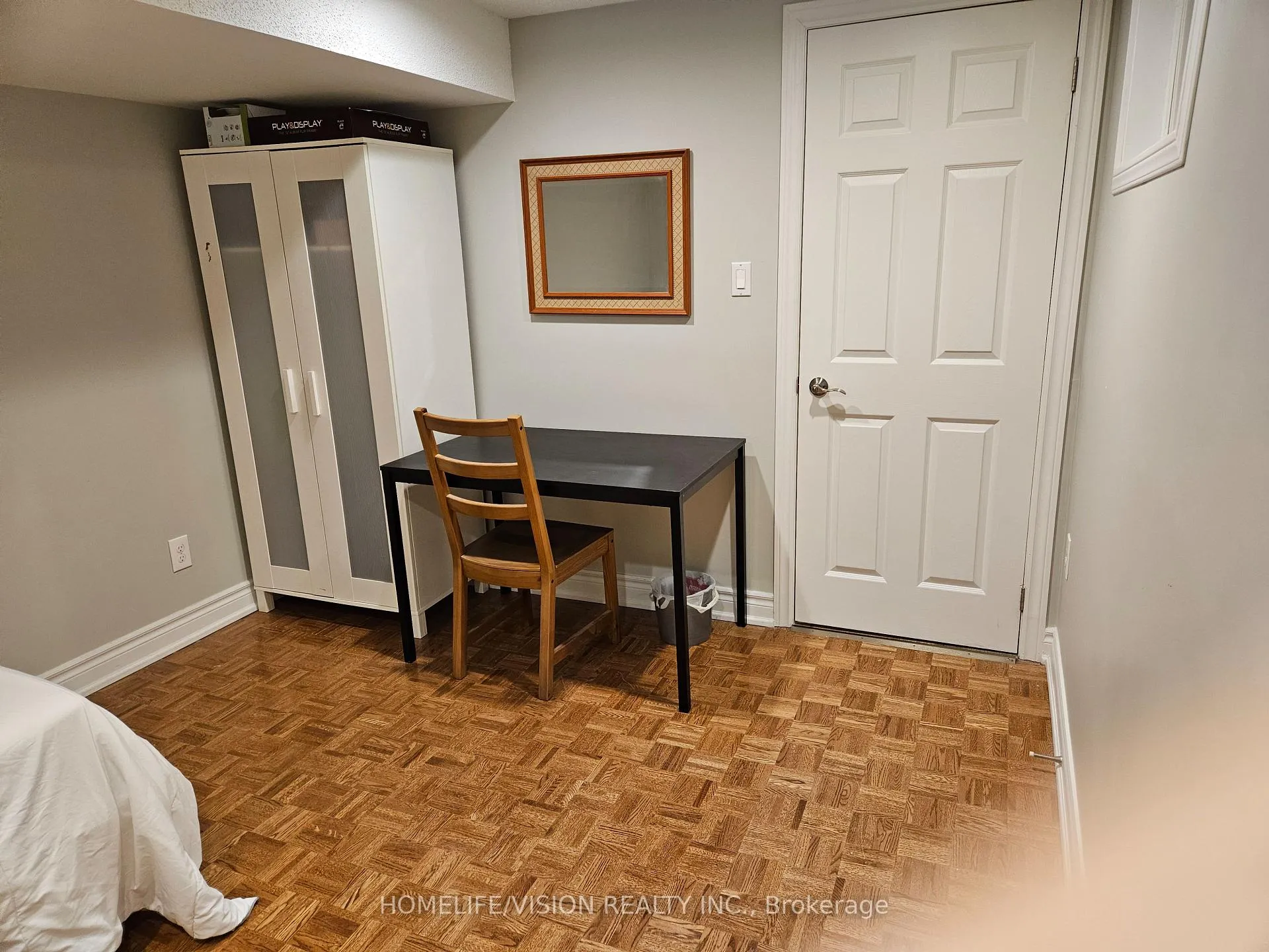 Photo 6 of Unit Basement unit, 23 Glendale Road, Markham, Thornlea — HOMEH