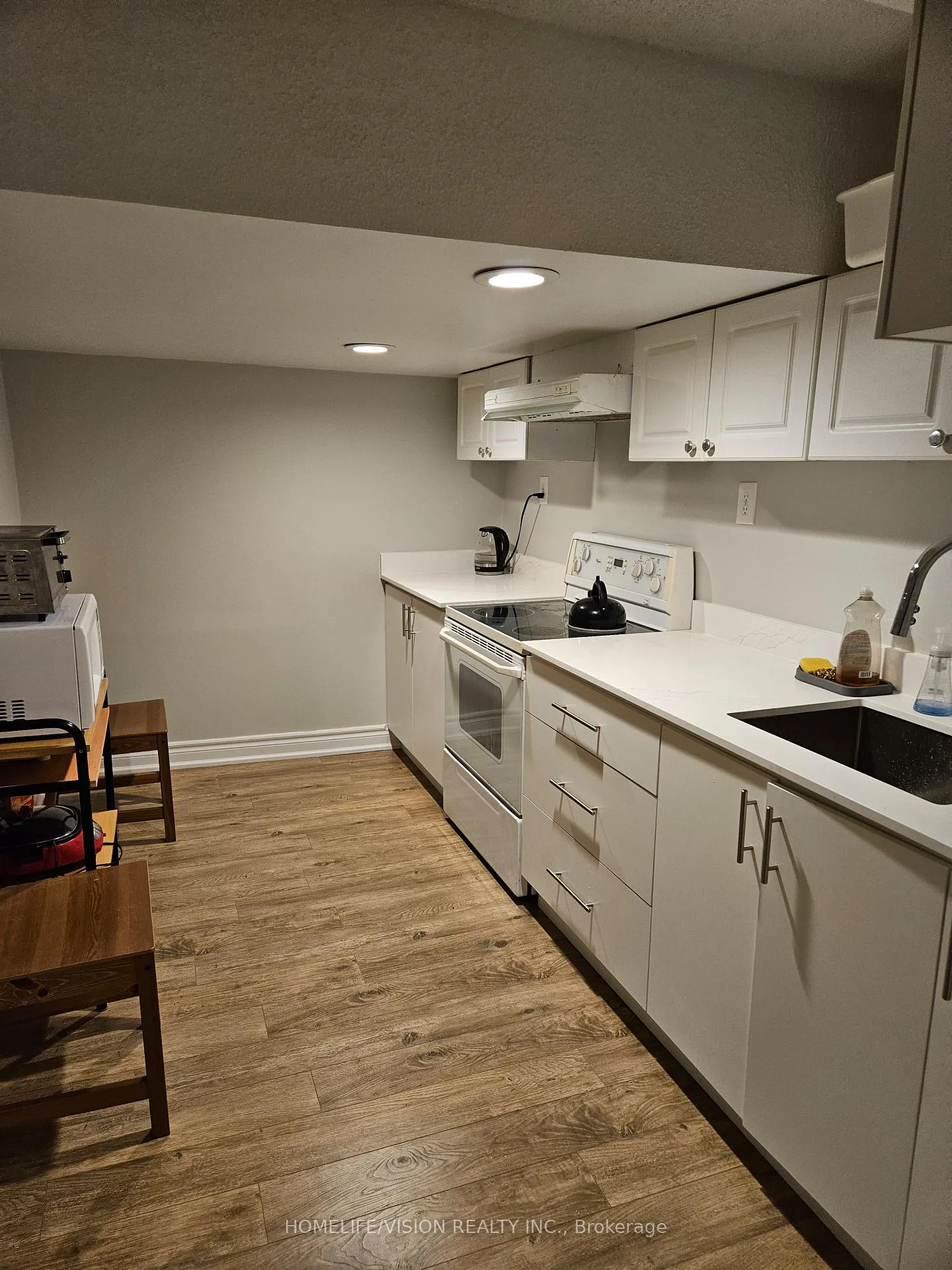 Photo 11 of Unit Basement unit, 23 Glendale Road, Markham, Thornlea — HOMEH