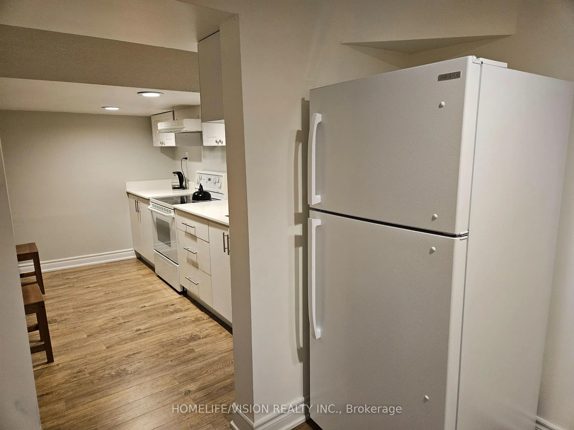 Photo 12 of Unit Basement unit, 23 Glendale Road, Markham, Thornlea — HOMEH