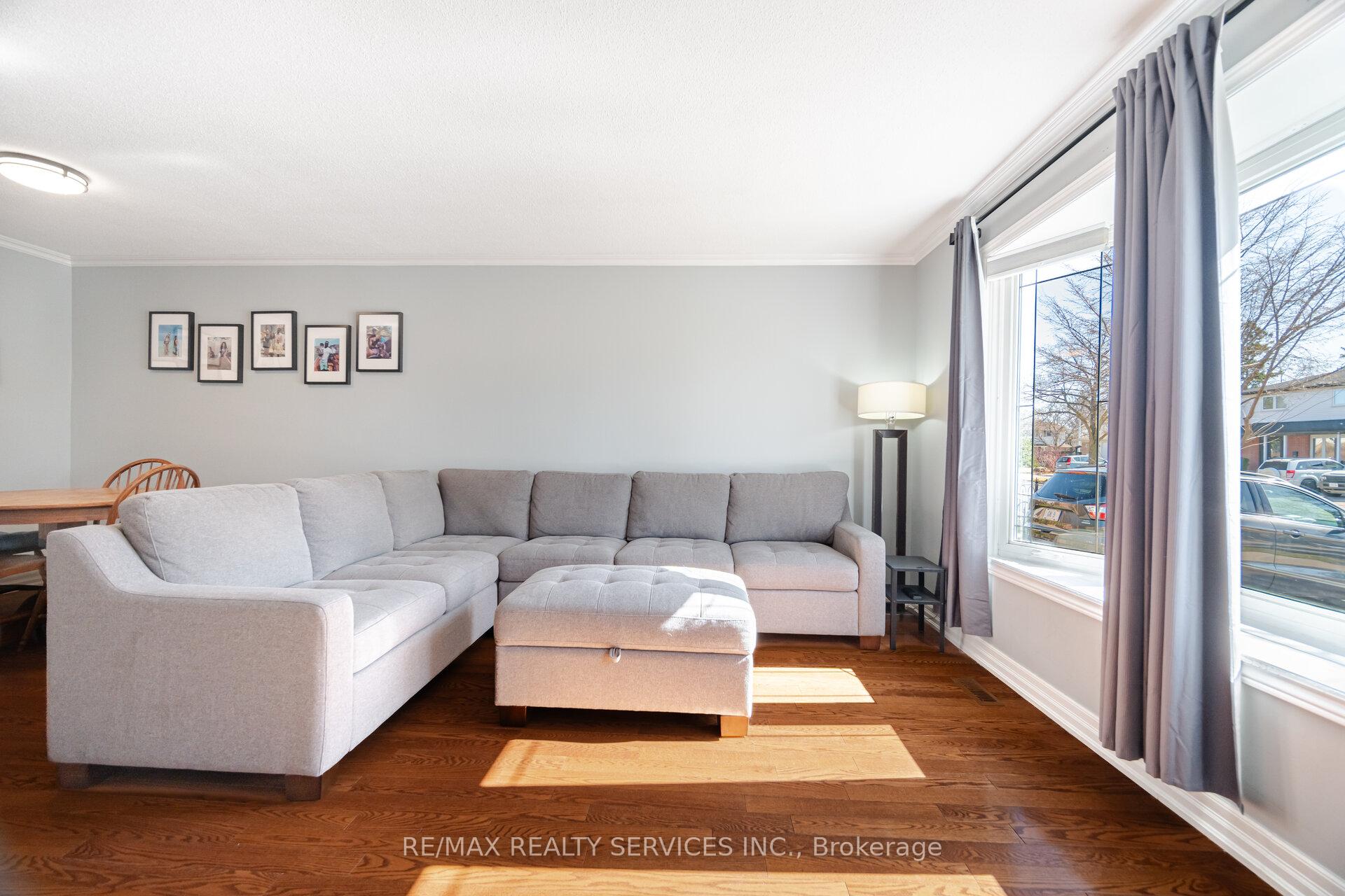 Photo 8 of 8 Reigate Avenue, Brampton, Madoc — HOMEH