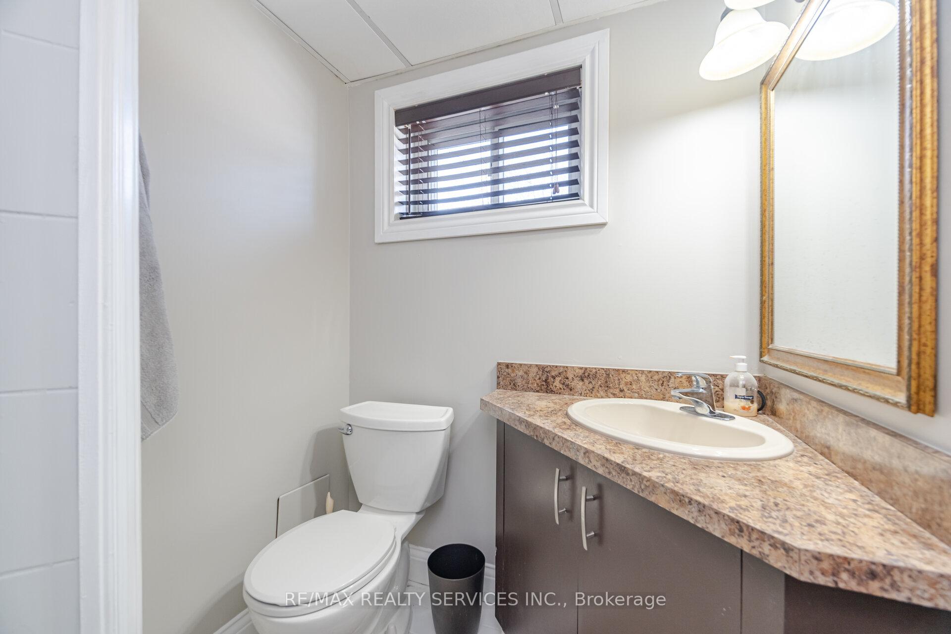 Photo 22 of 8 Reigate Avenue, Brampton, Madoc — HOMEH
