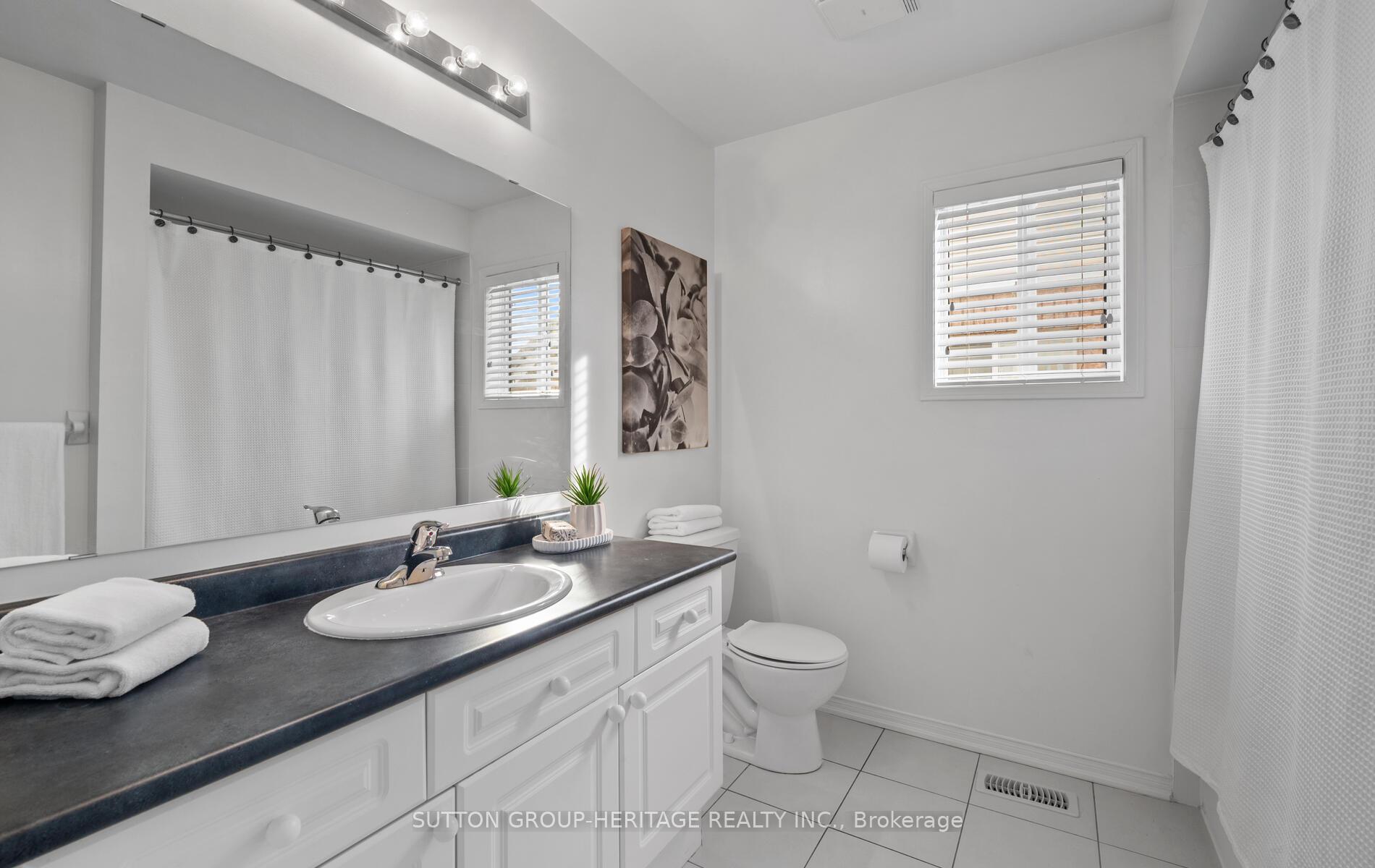 Photo 2 of 1693 Grandview Street N, Oshawa, Taunton — HOMEH