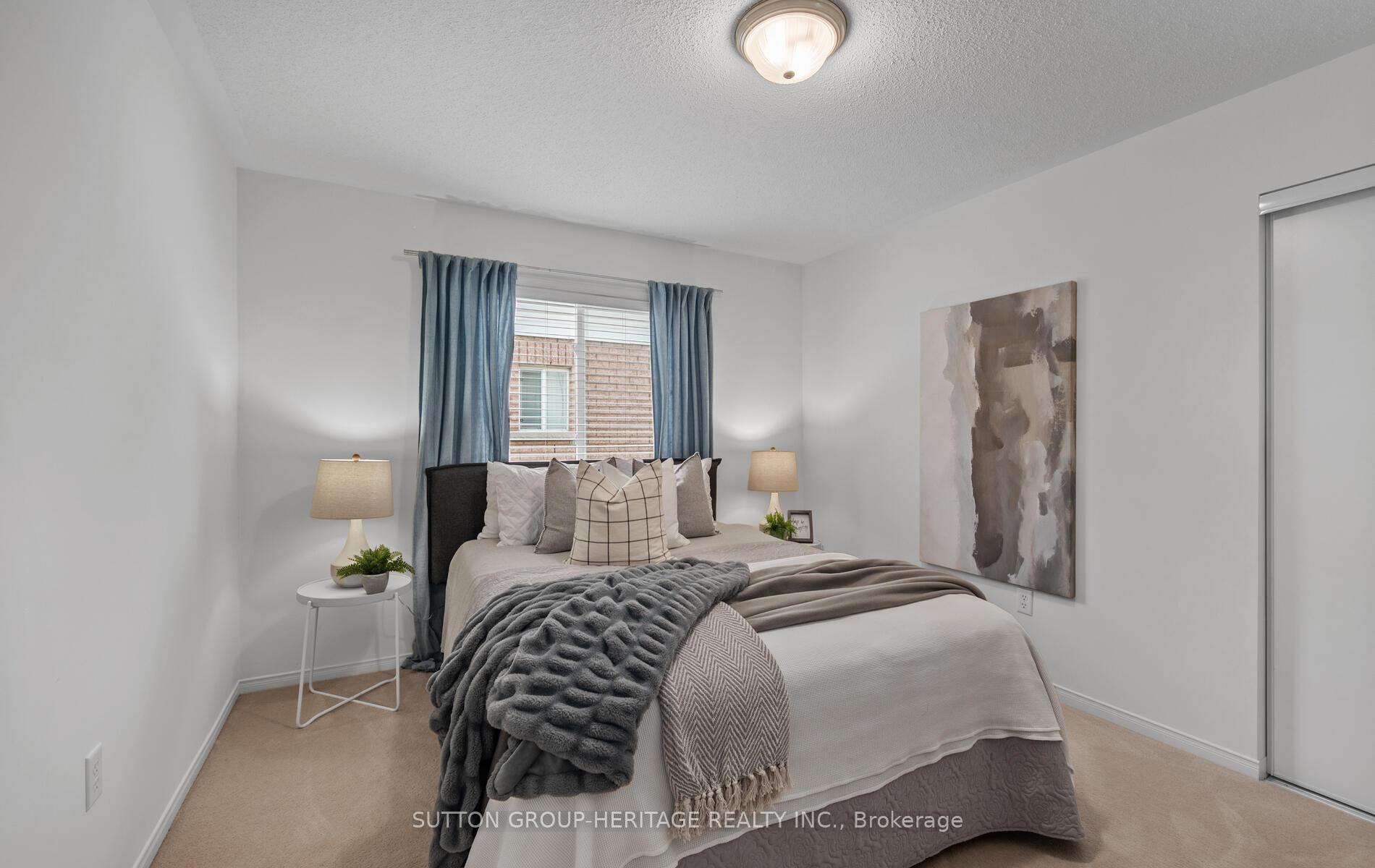 Photo 3 of 1693 Grandview Street N, Oshawa, Taunton — HOMEH