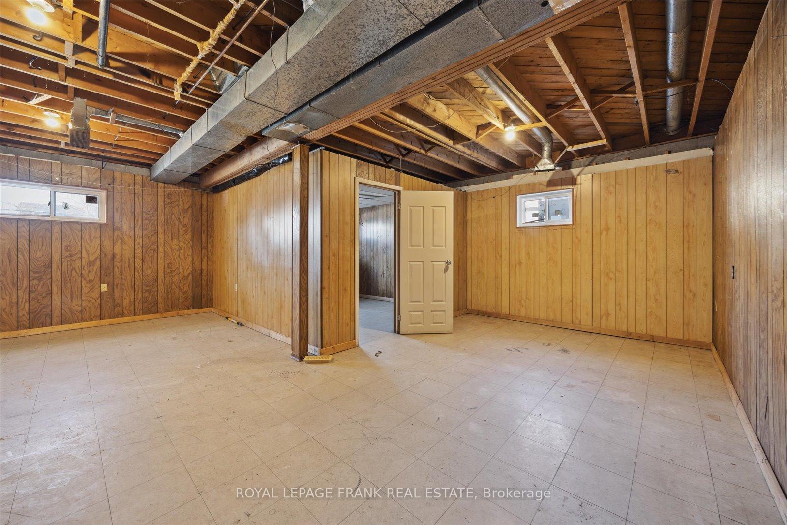 Photo 25 of 344 Pine Avenue, Oshawa, Vanier — HOMEH