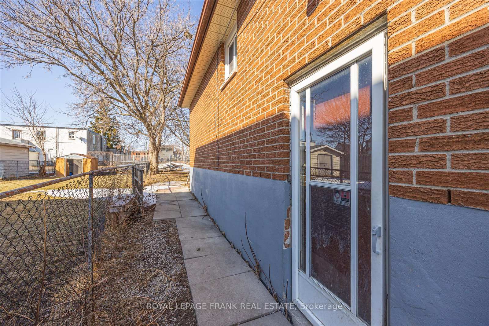 Photo 33 of 344 Pine Avenue, Oshawa, Vanier — HOMEH