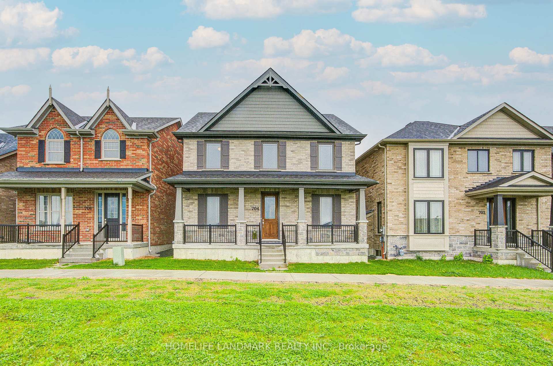 Photo 2 of 704 Whetstone Lane, Peterborough, Northcrest Ward 5 — HOMEH
