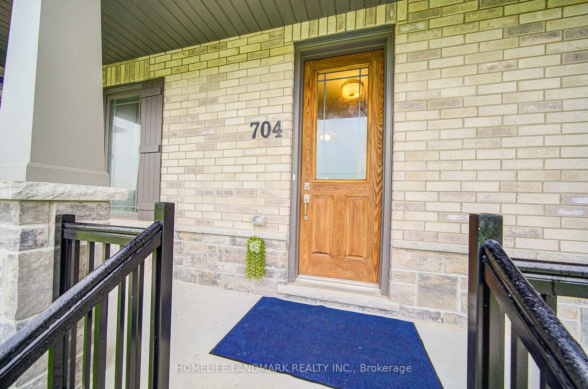 Photo 3 of 704 Whetstone Lane, Peterborough, Northcrest Ward 5 — HOMEH