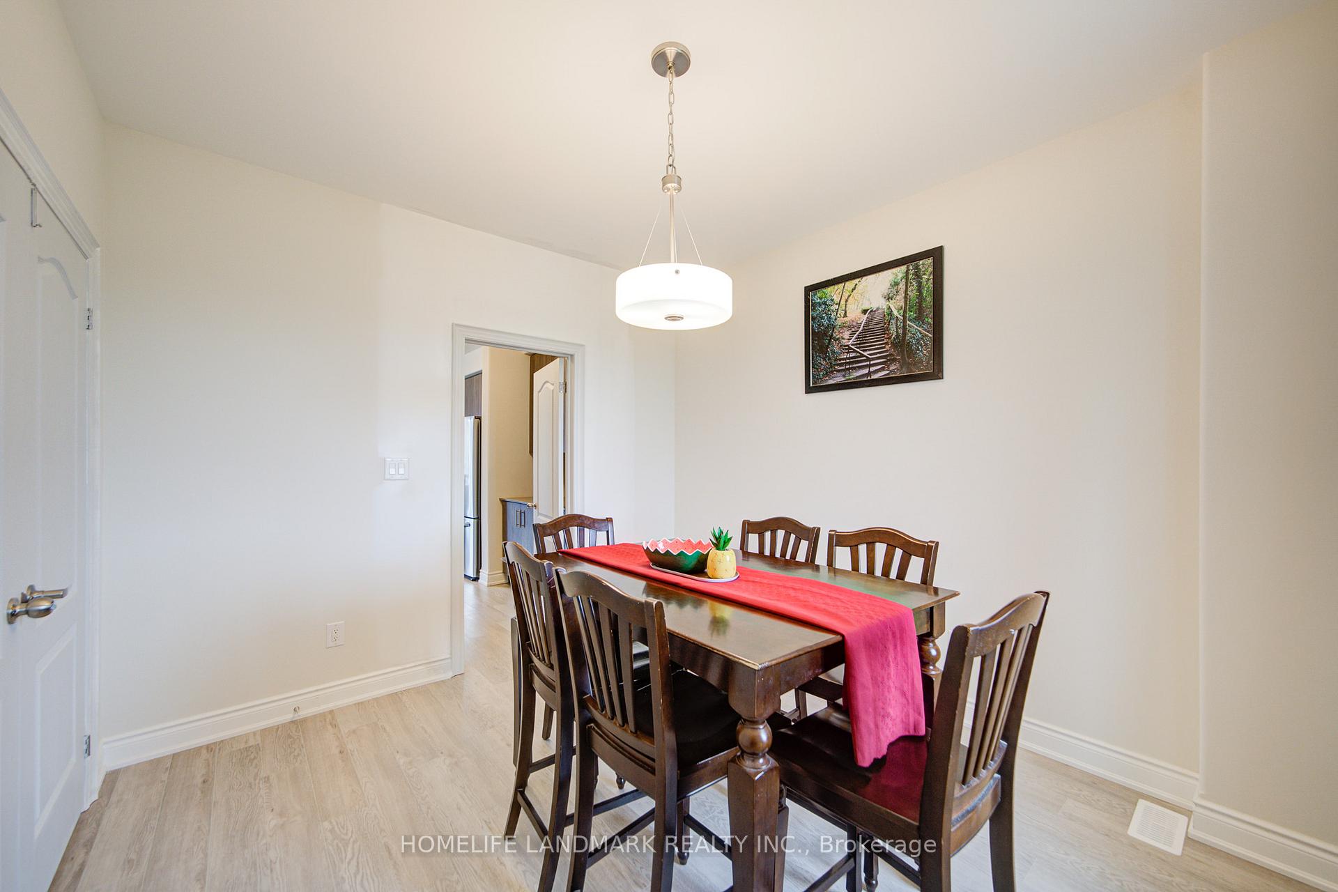 Photo 12 of 704 Whetstone Lane, Peterborough, Northcrest Ward 5 — HOMEH