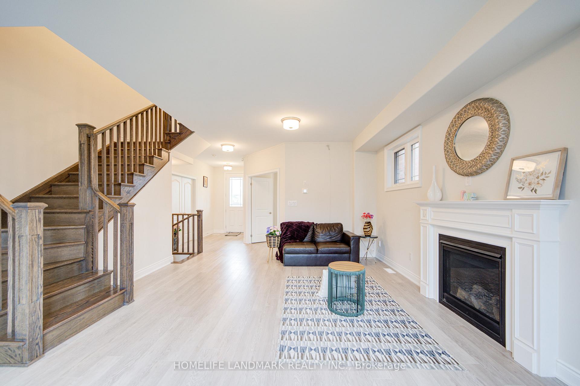 Photo 16 of 704 Whetstone Lane, Peterborough, Northcrest Ward 5 — HOMEH