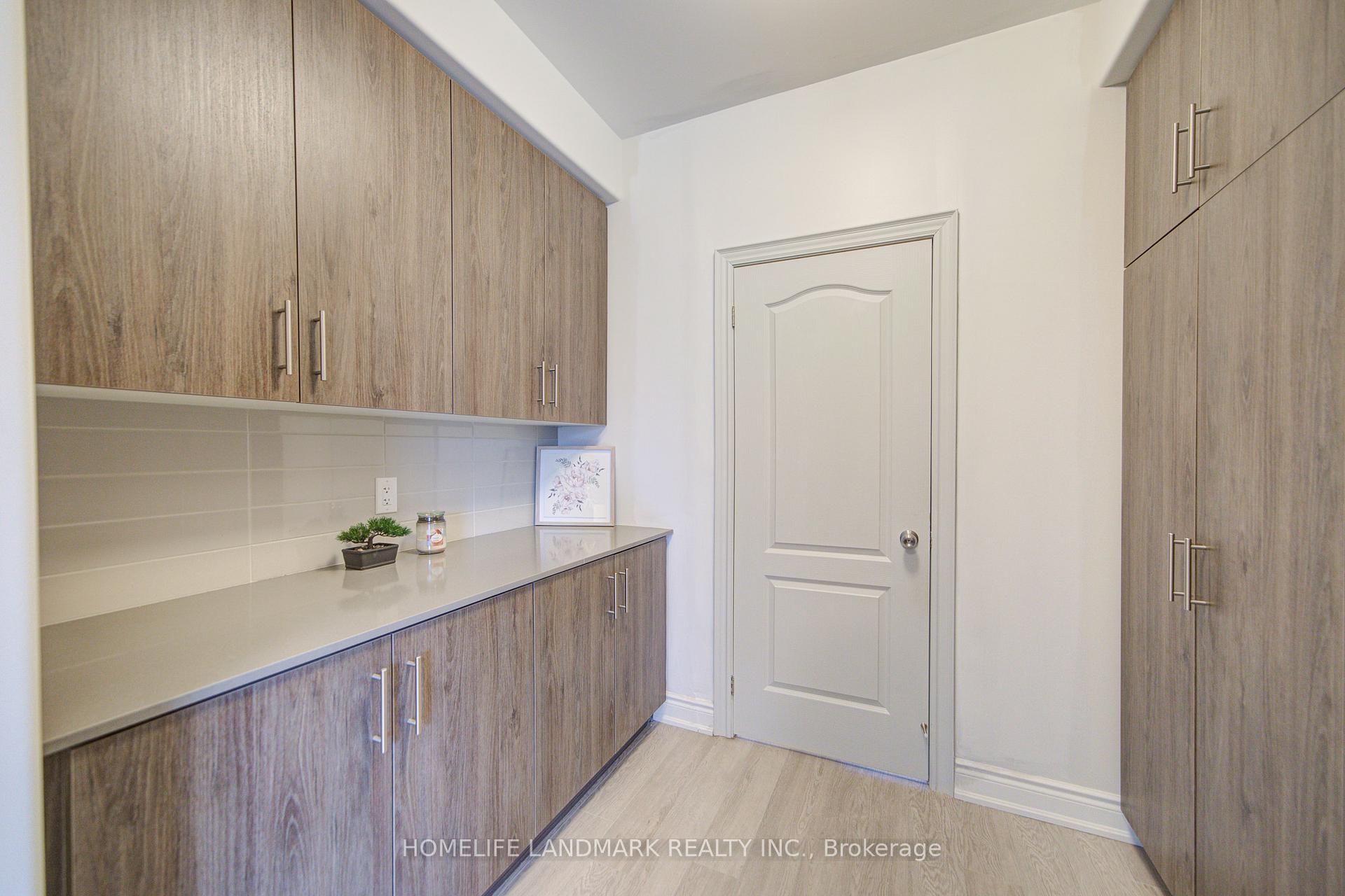 Photo 23 of 704 Whetstone Lane, Peterborough, Northcrest Ward 5 — HOMEH