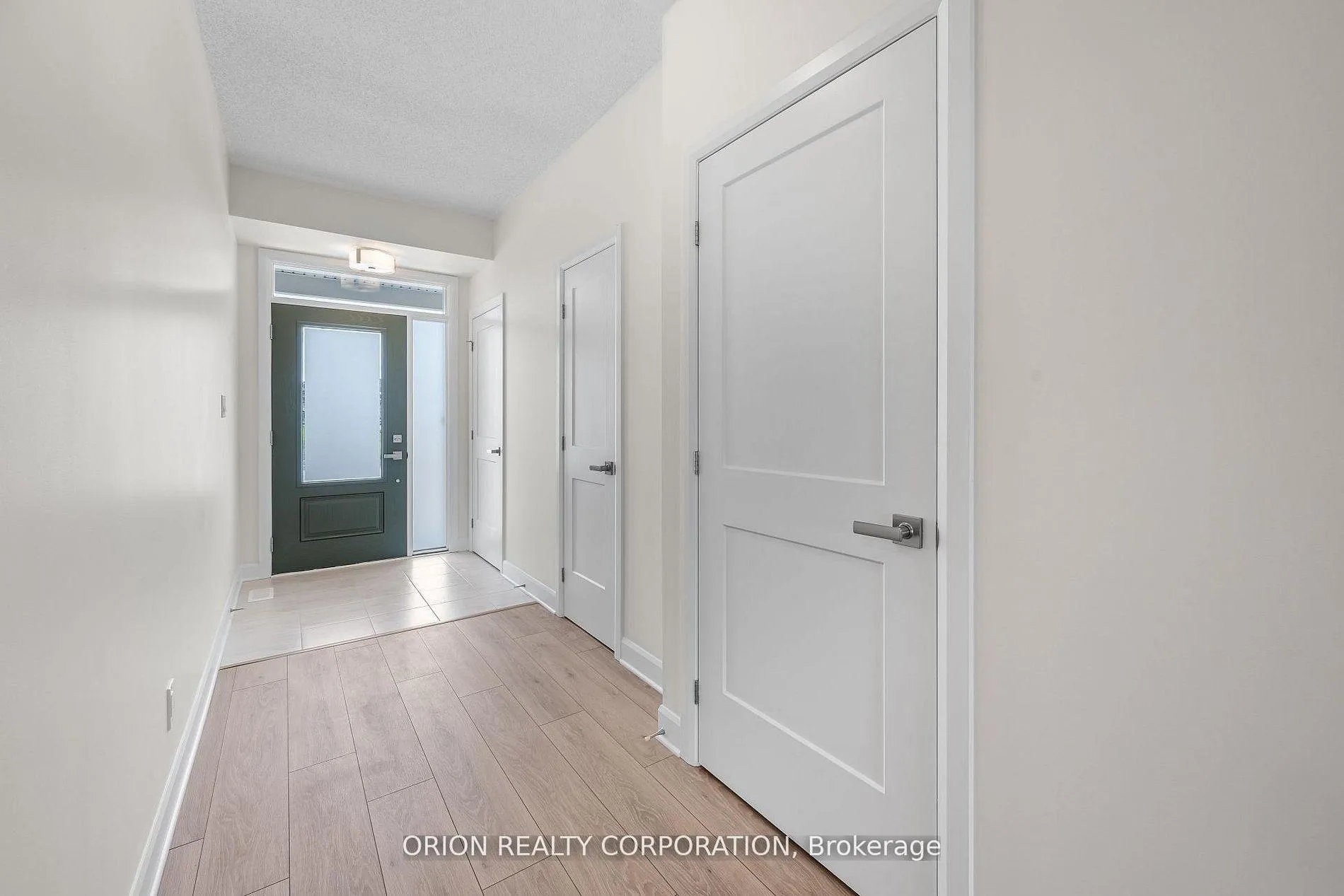Photo 3 of 414 Buckthorn Drive, Kingston, City Northwest — HOMEH