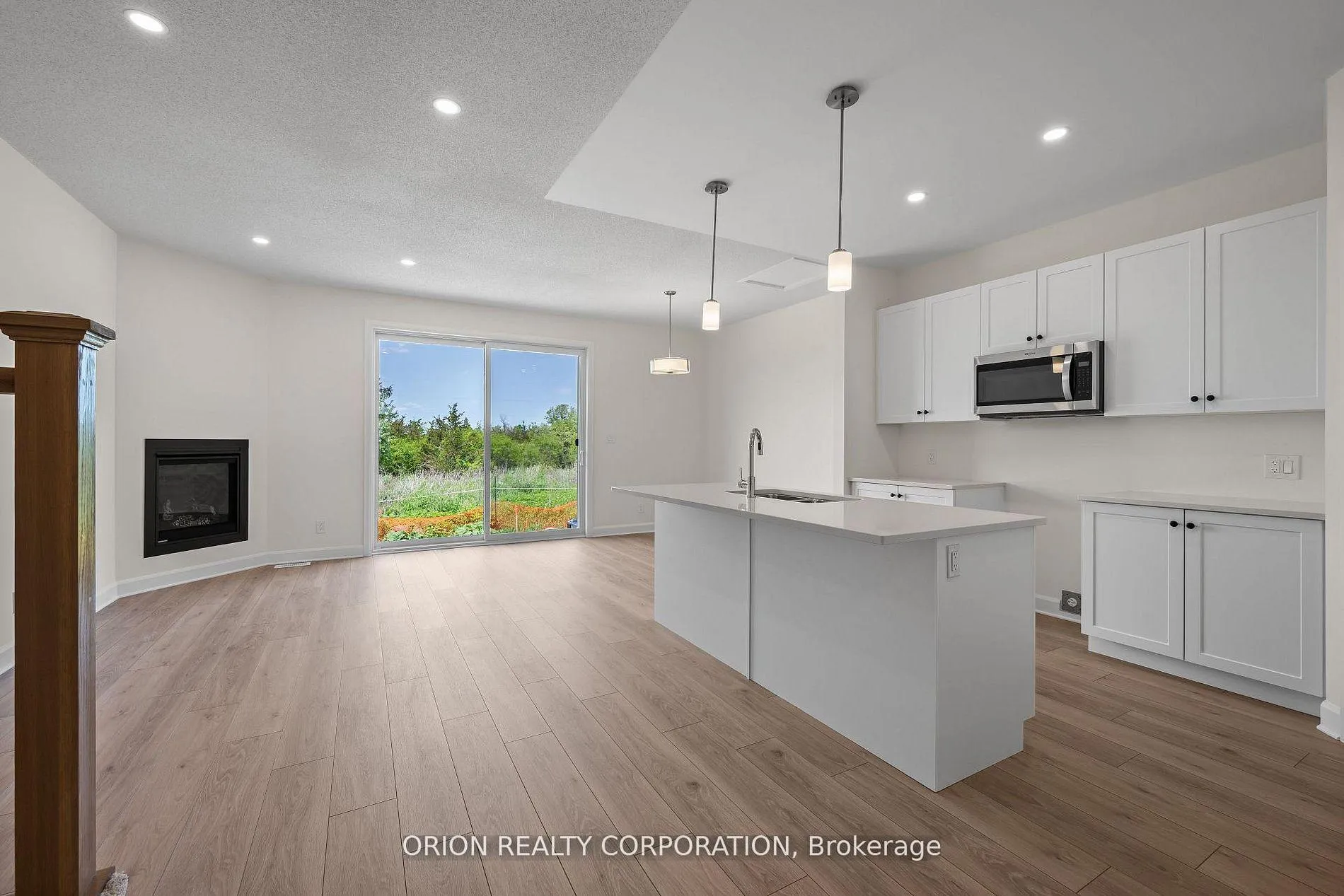 Photo 8 of 414 Buckthorn Drive, Kingston, City Northwest — HOMEH