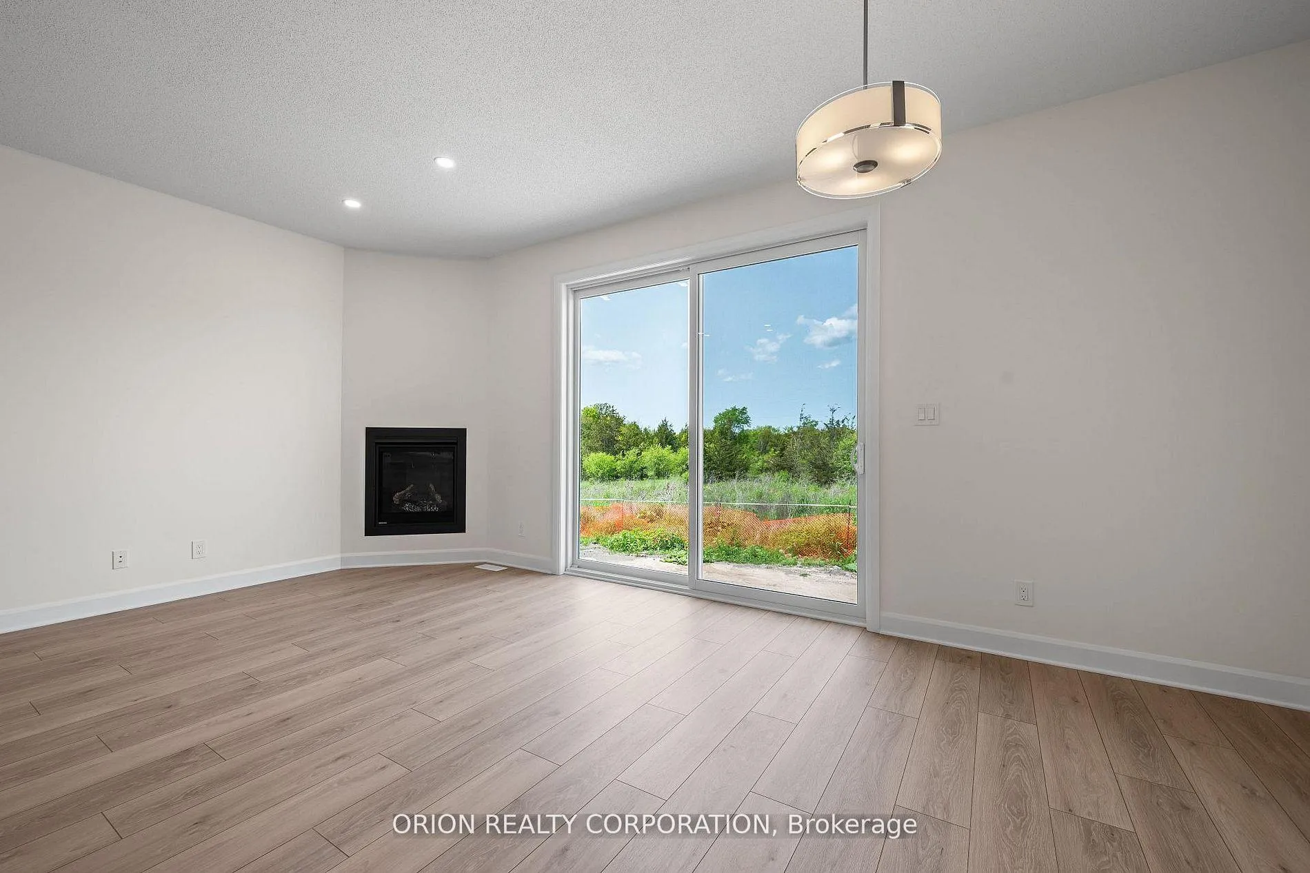 Photo 13 of 414 Buckthorn Drive, Kingston, City Northwest — HOMEH