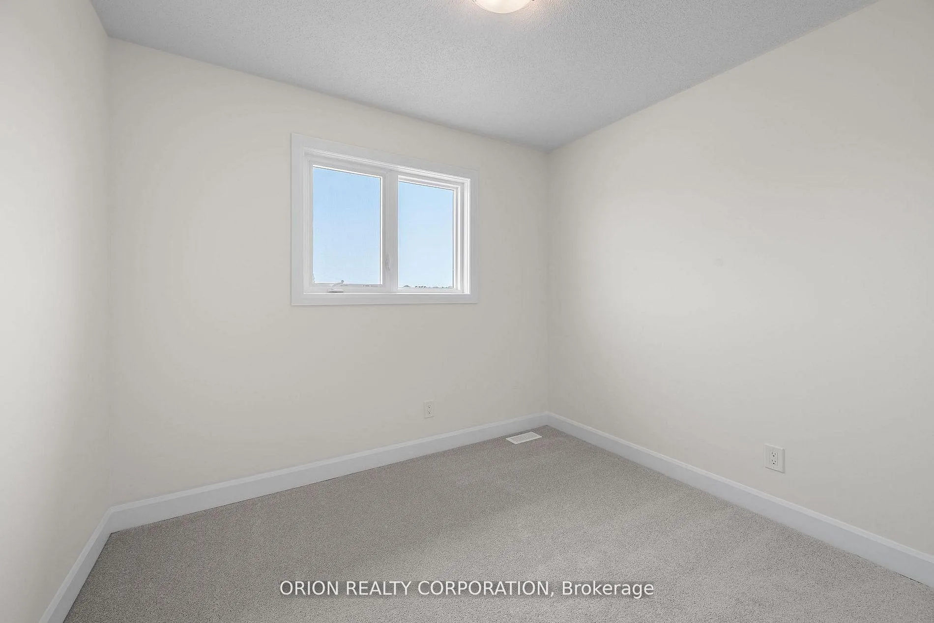 Photo 25 of 414 Buckthorn Drive, Kingston, City Northwest — HOMEH