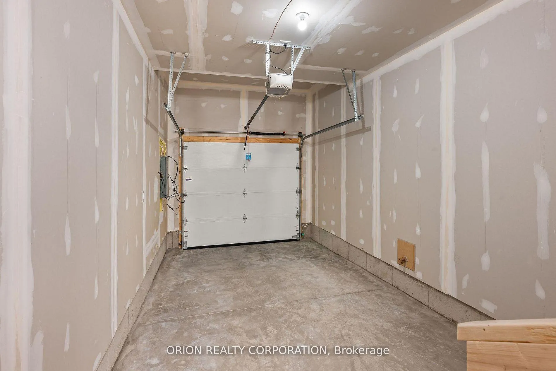 Photo 31 of 414 Buckthorn Drive, Kingston, City Northwest — HOMEH