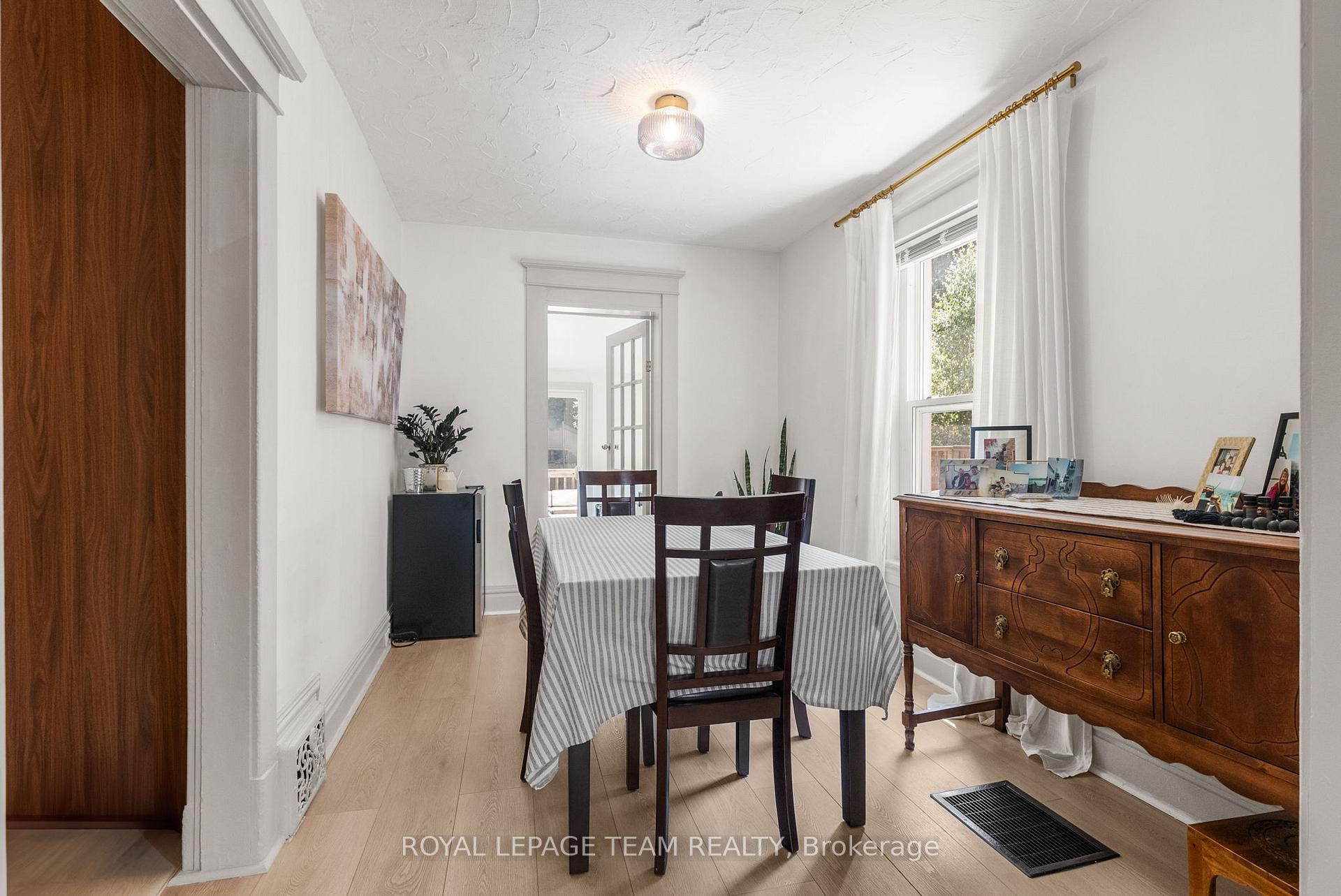 Photo 10 of 217 James Street E, Brockville — HOMEH