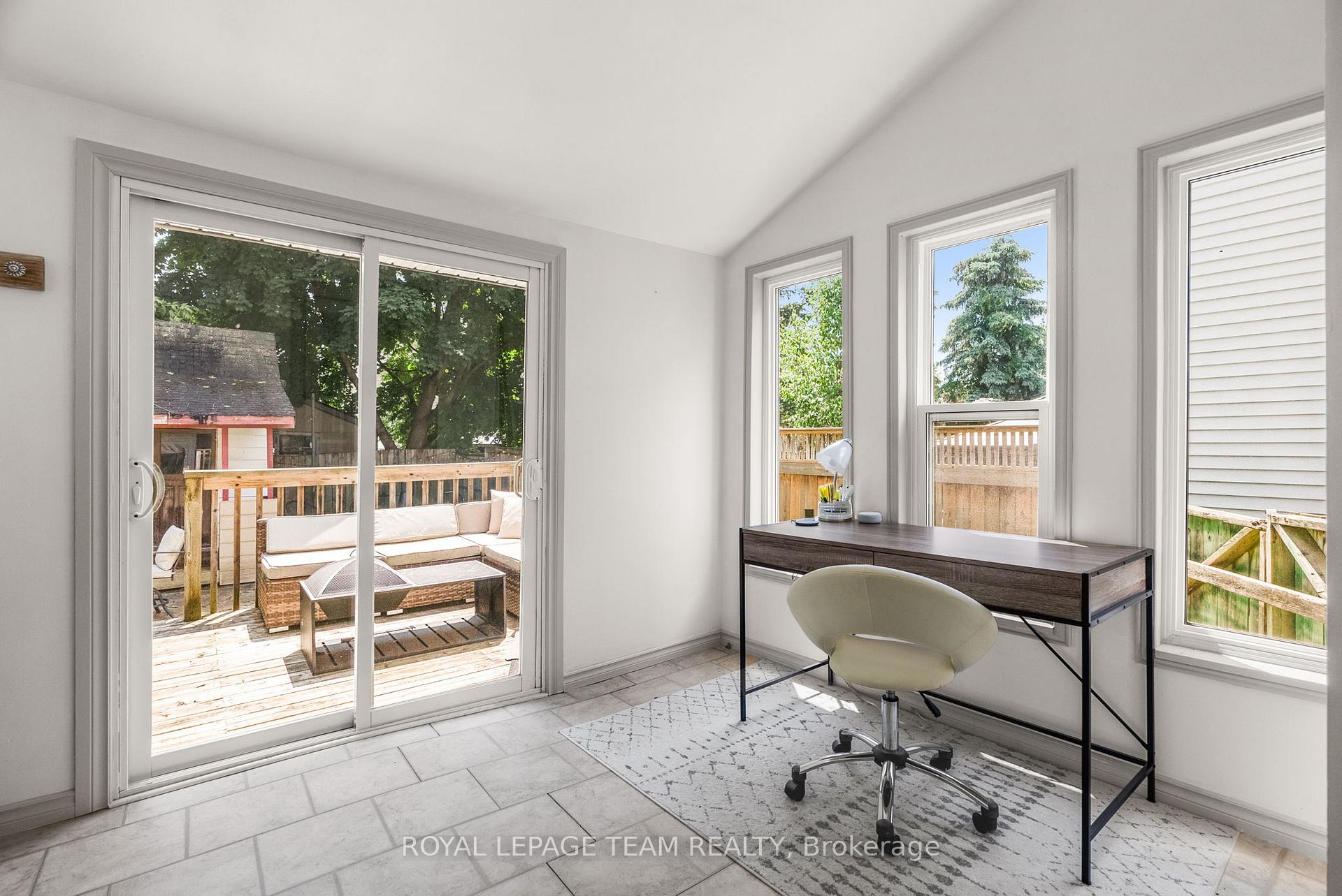 Photo 13 of 217 James Street E, Brockville — HOMEH