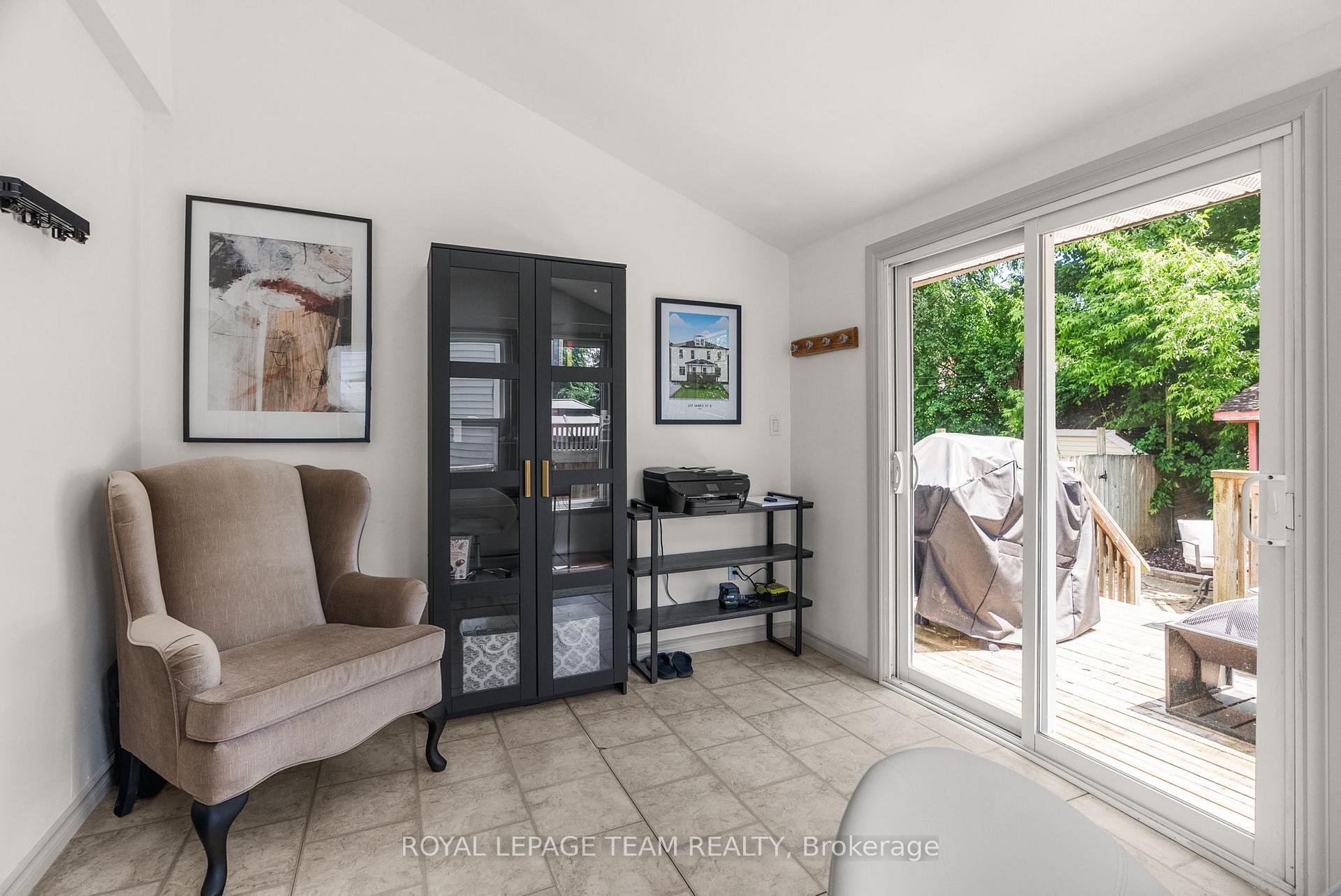 Photo 14 of 217 James Street E, Brockville — HOMEH