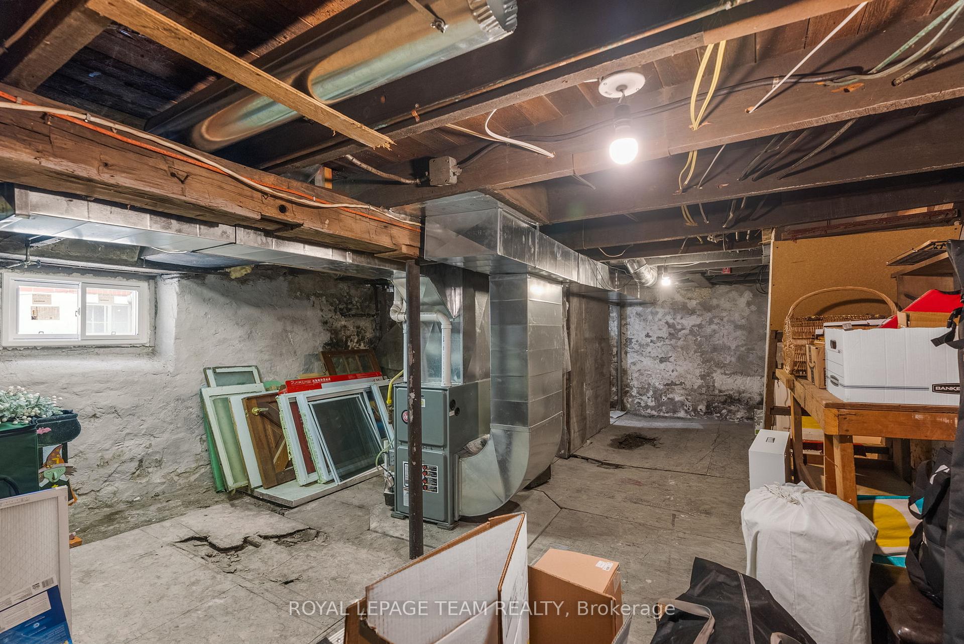 Photo 41 of 217 James Street E, Brockville — HOMEH