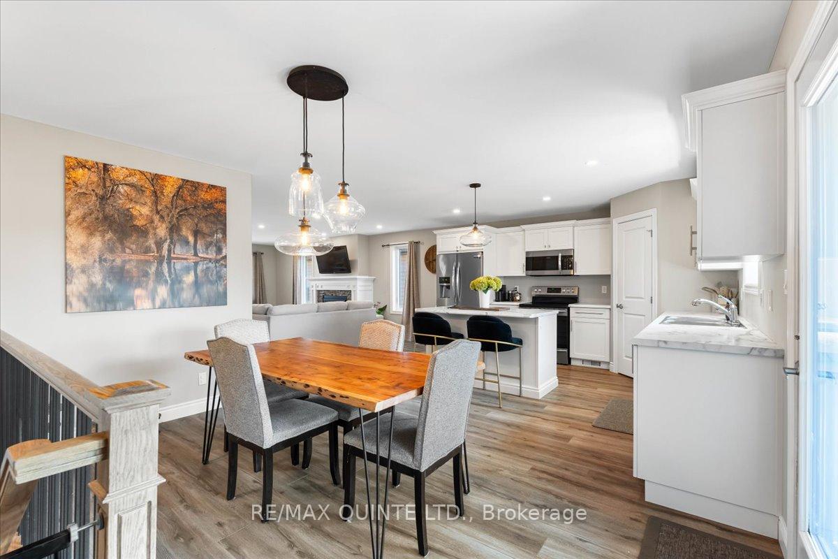 Photo 13 of 40 Deacon Place, Belleville, Belleville Ward — HOMEH