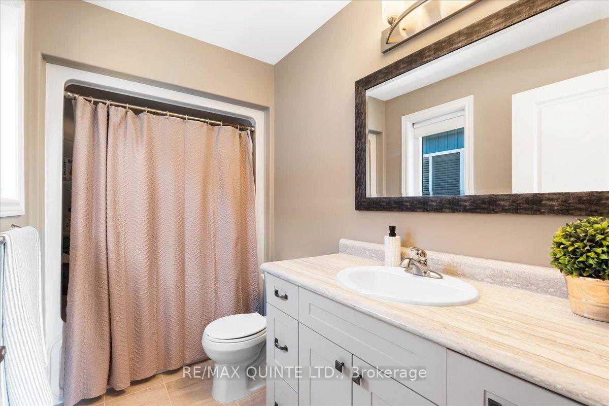 Photo 22 of 40 Deacon Place, Belleville, Belleville Ward — HOMEH